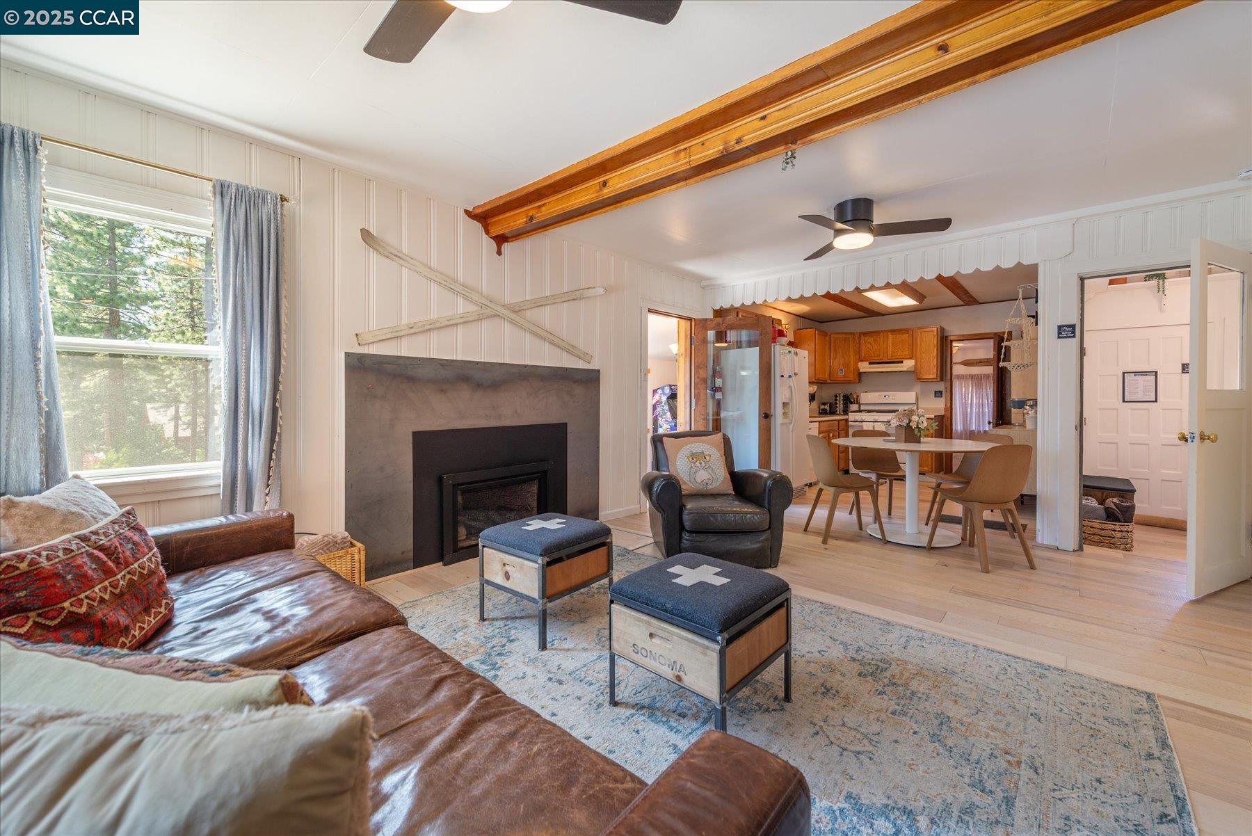 Detail Gallery Image 3 of 25 For 604 Chipmunk St, Kings Beach,  CA 96143 - 2 Beds | 2 Baths