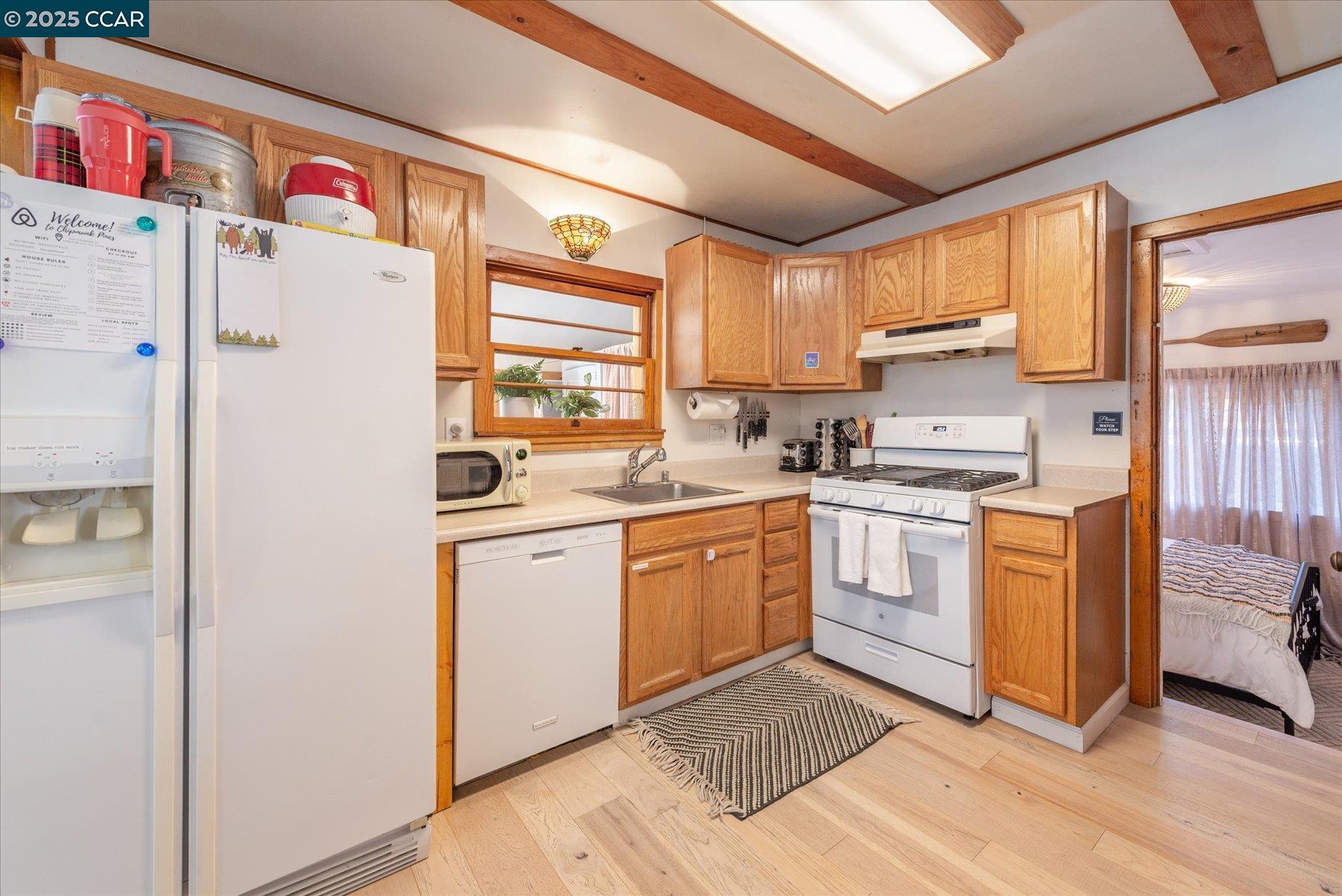 Detail Gallery Image 8 of 11 For 604 Chipmunk St, Kings Beach,  CA 96143 - 2 Beds | 2 Baths