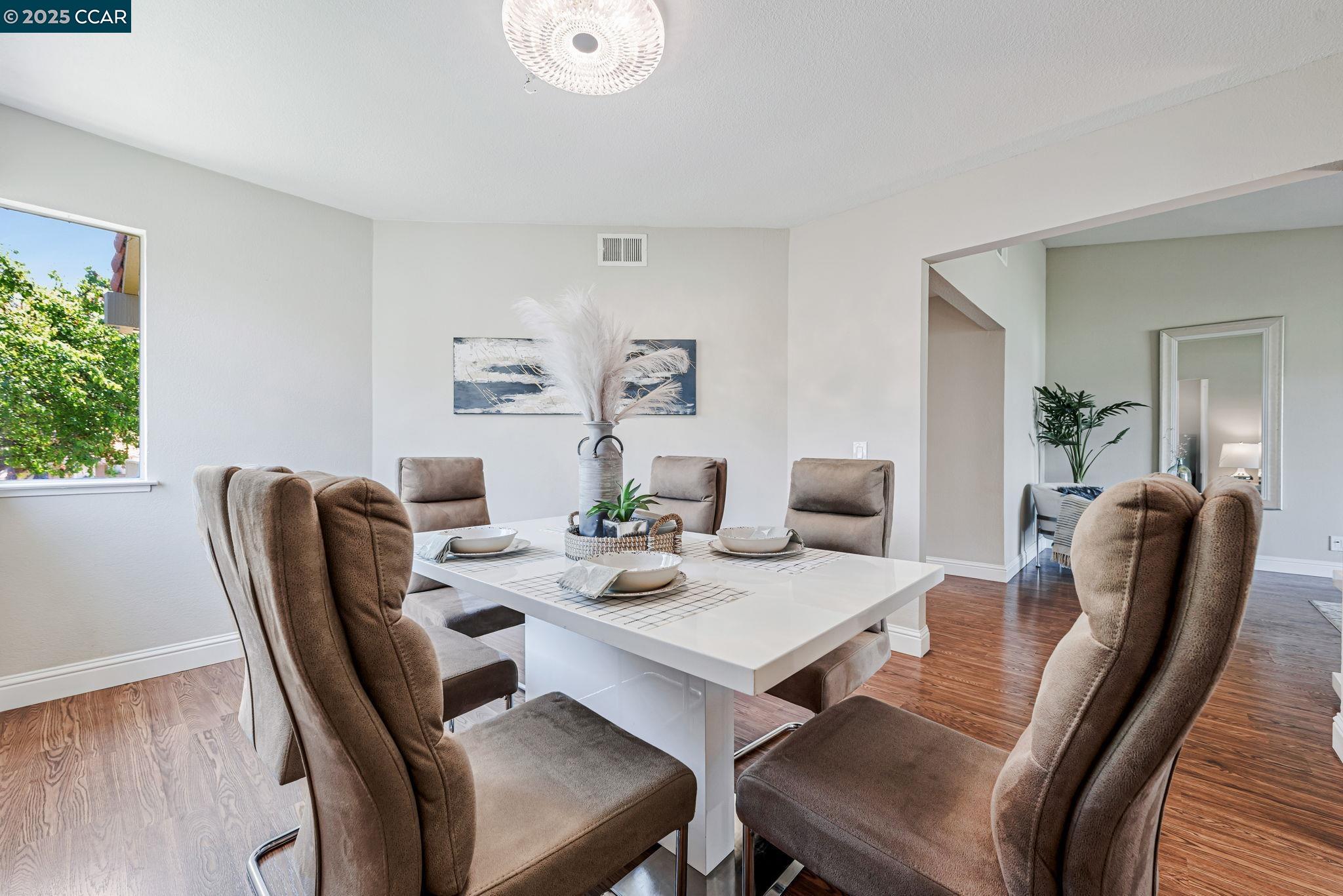 Detail Gallery Image 10 of 50 For 8366 Riesling Way, San Jose,  CA 95135 - 2 Beds | 2 Baths