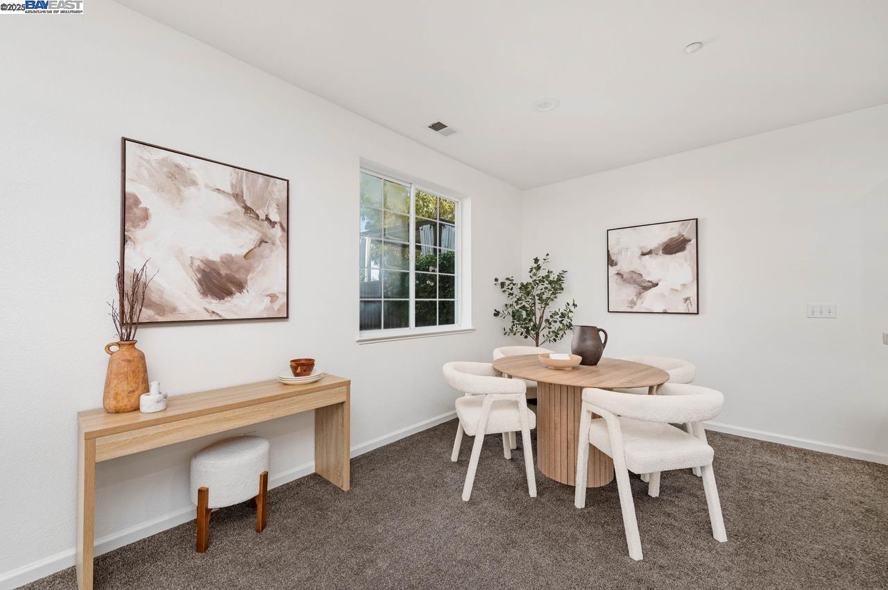 Detail Gallery Image 7 of 27 For 829 Berryessa Ct, Livermore,  CA 94551 - 3 Beds | 2/1 Baths