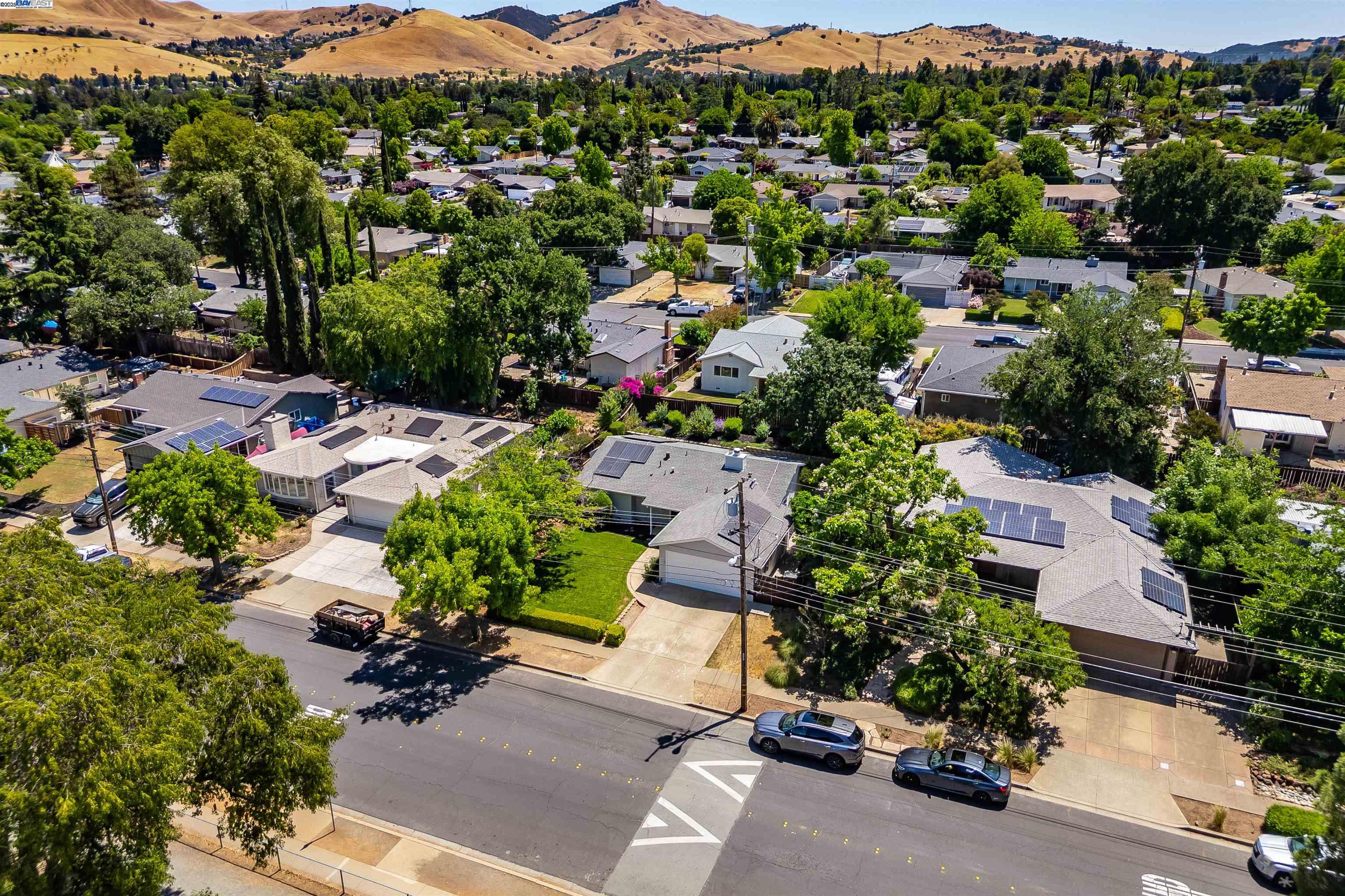 Detail Gallery Image 32 of 32 For 1337 Pennsylvania Blvd, Concord,  CA 94521 - 3 Beds | 2 Baths