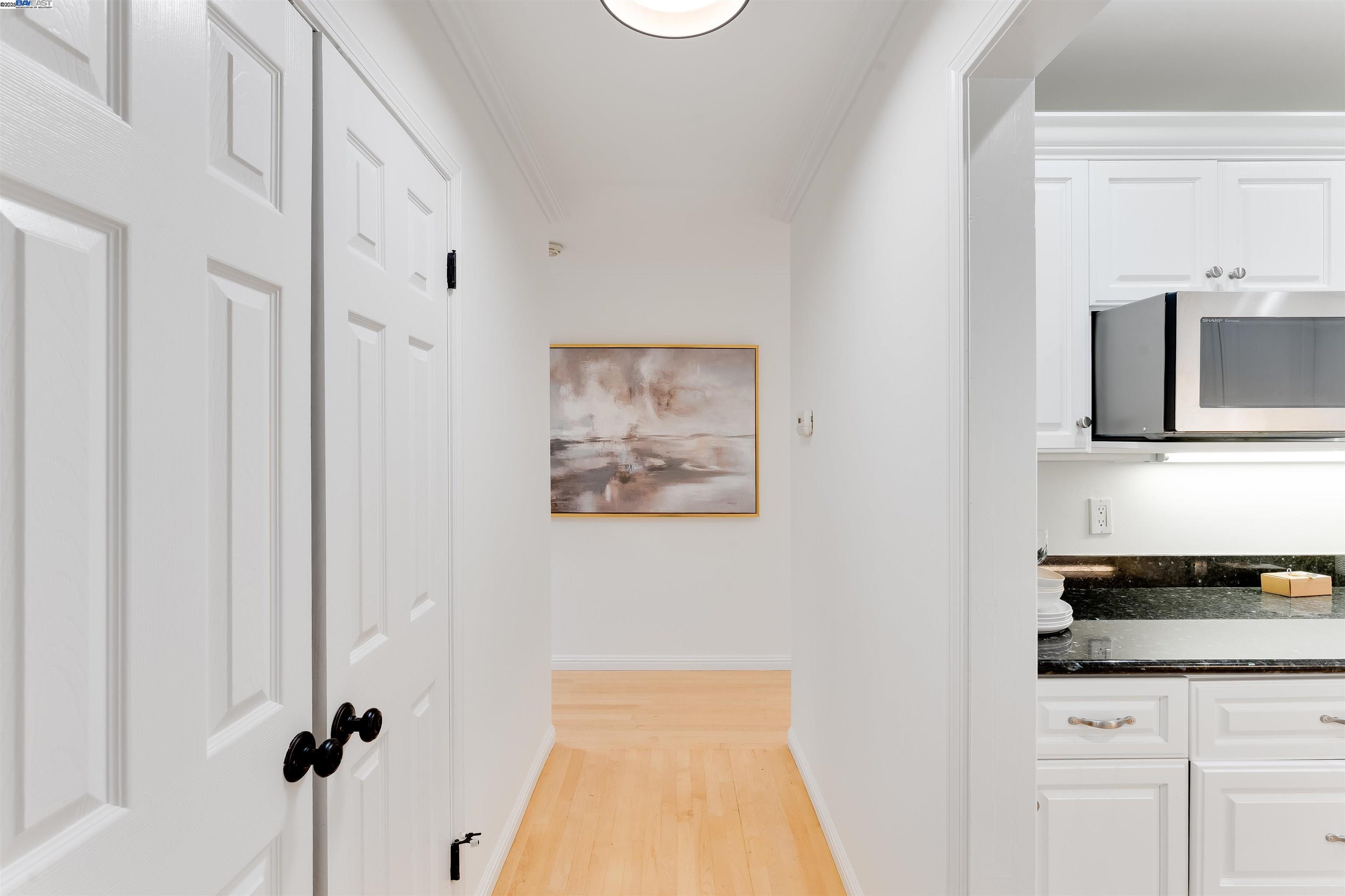 Detail Gallery Image 6 of 32 For 1337 Pennsylvania Blvd, Concord,  CA 94521 - 3 Beds | 2 Baths