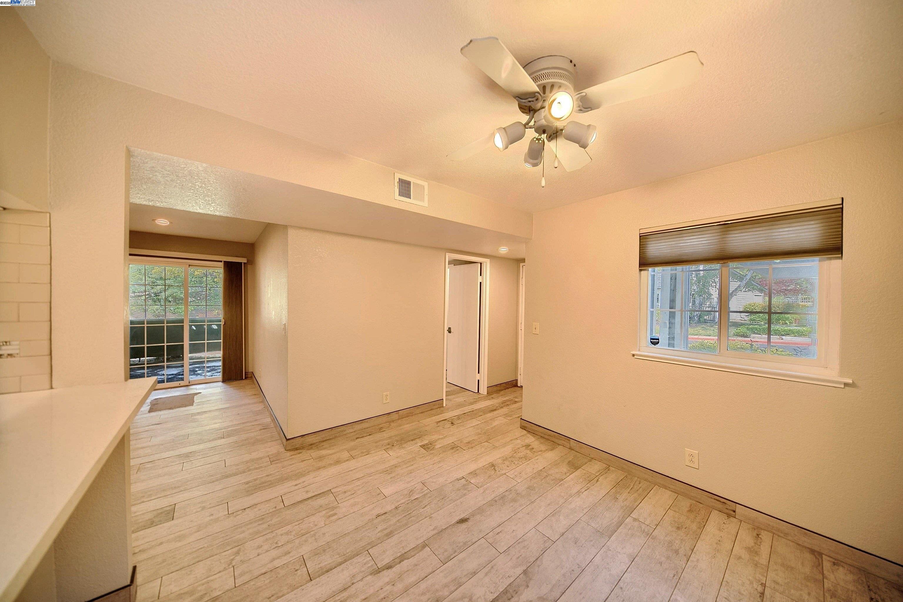 Photo #15: 41099043 Listing: Photo #15
