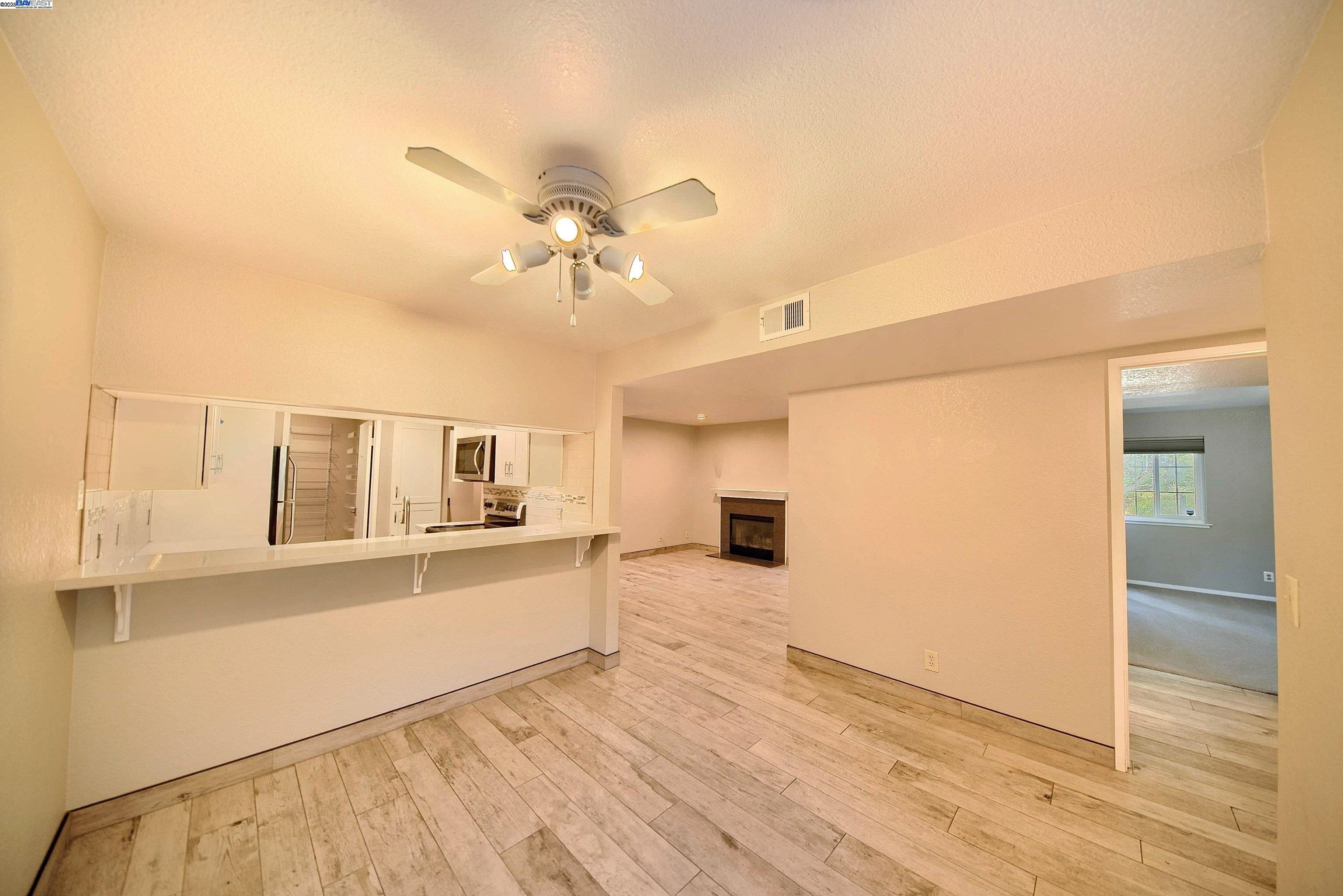 Photo #16: 41099043 Listing: Photo #16