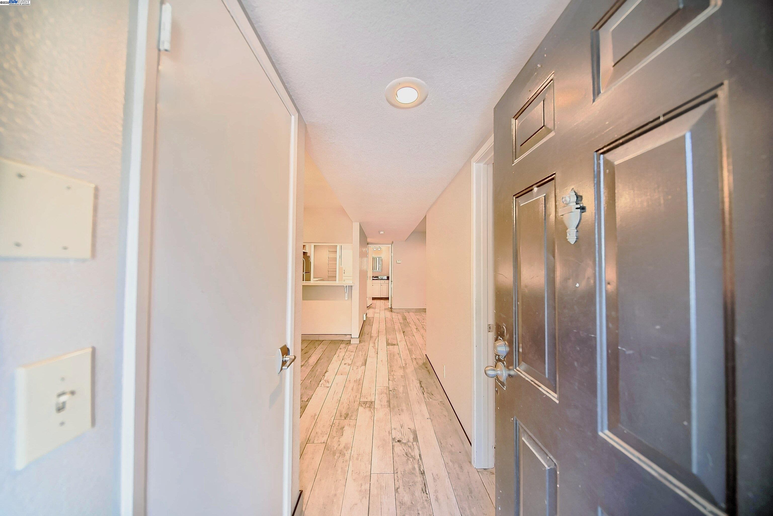 Photo #4: 41099043 Listing: Photo #4