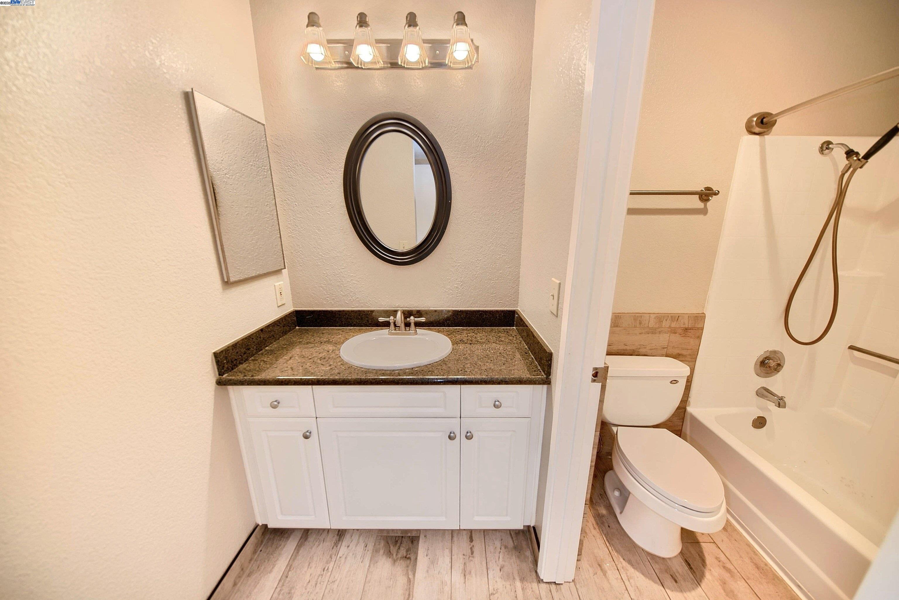 Photo #6: 41099043 Listing: Photo #6