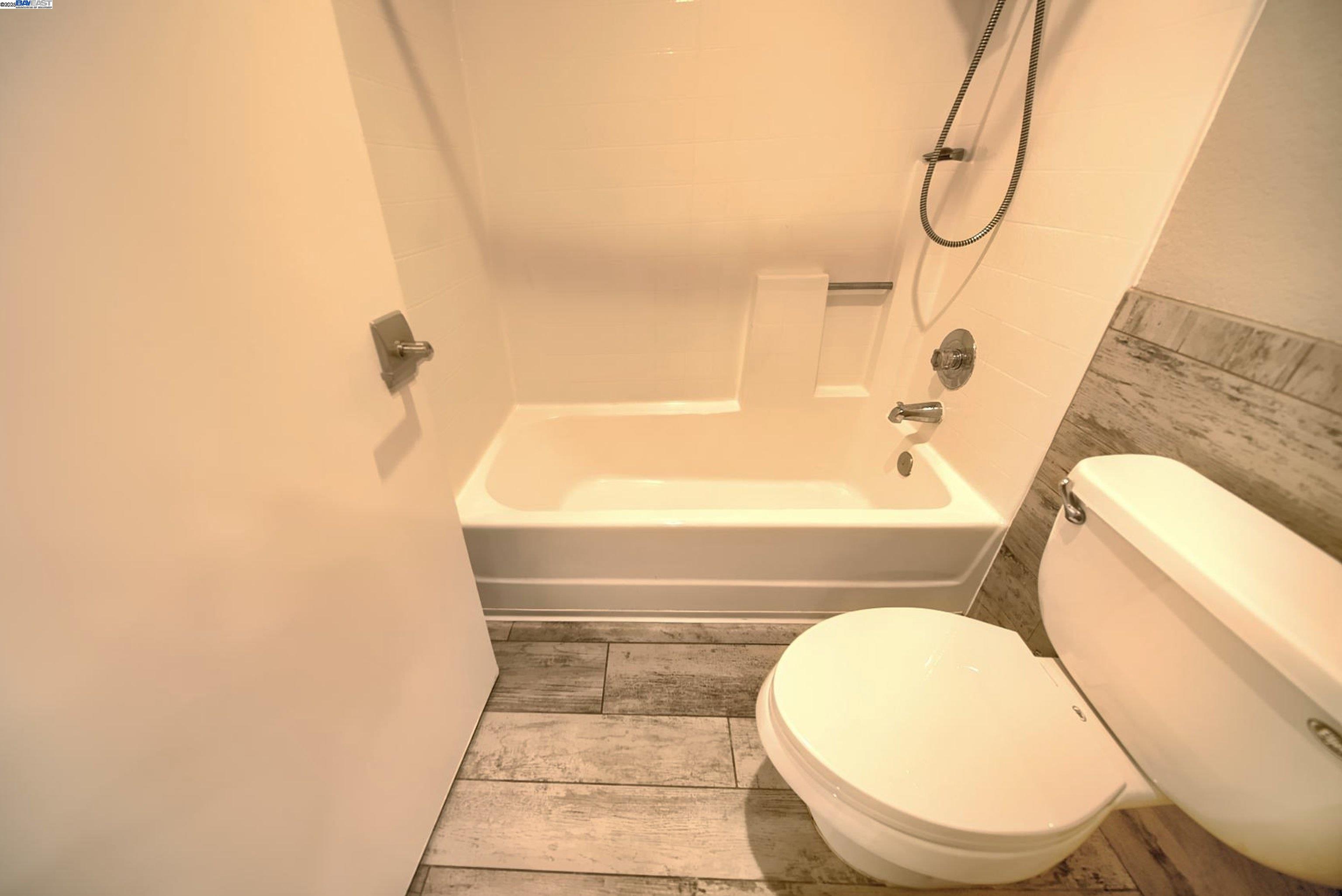 Photo #10: 41099043 Listing: Photo #10