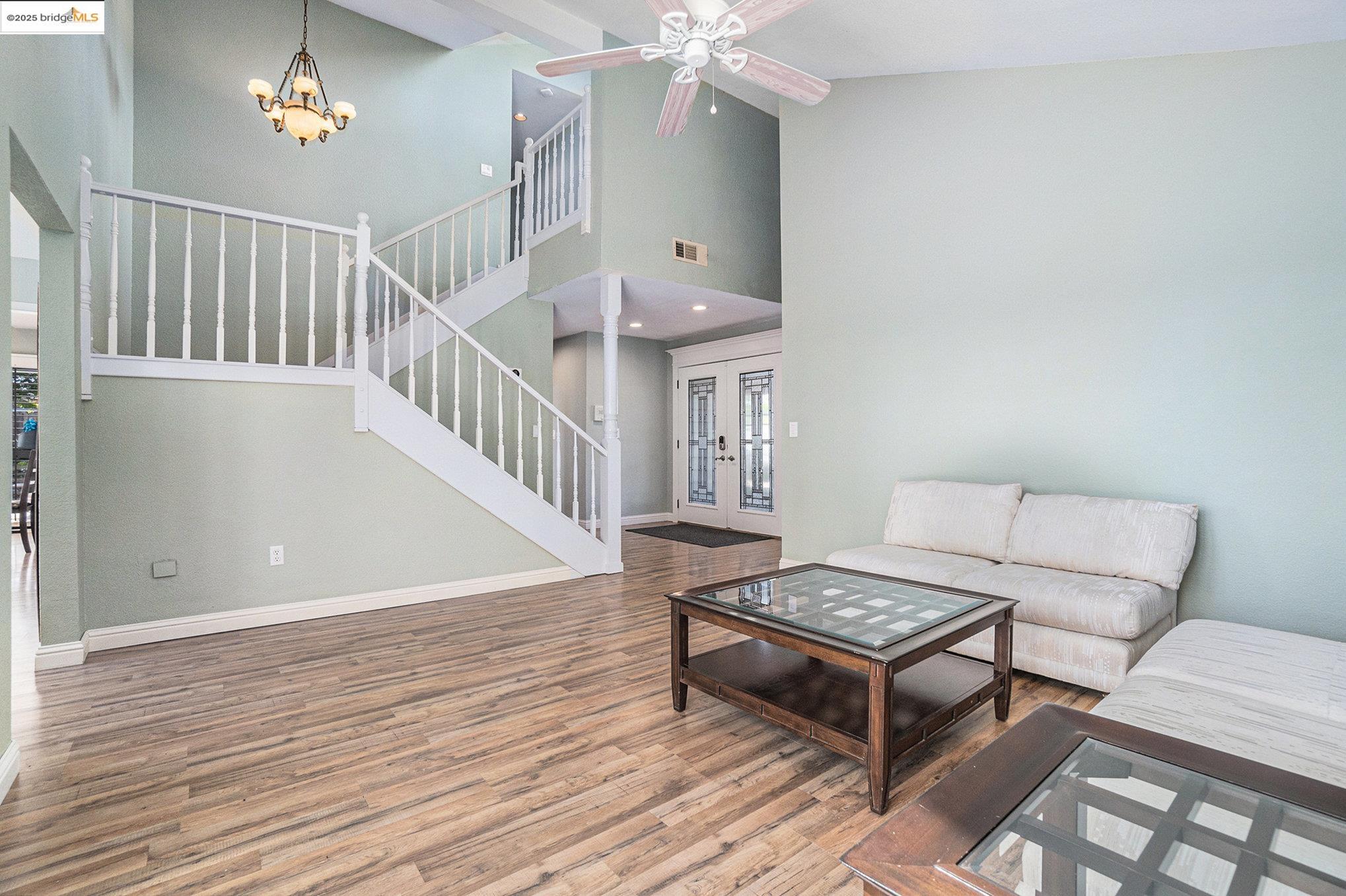 Detail Gallery Image 12 of 53 For 3336 Fontana Pl, Antioch,  CA 94509 - 4 Beds | 2/1 Baths