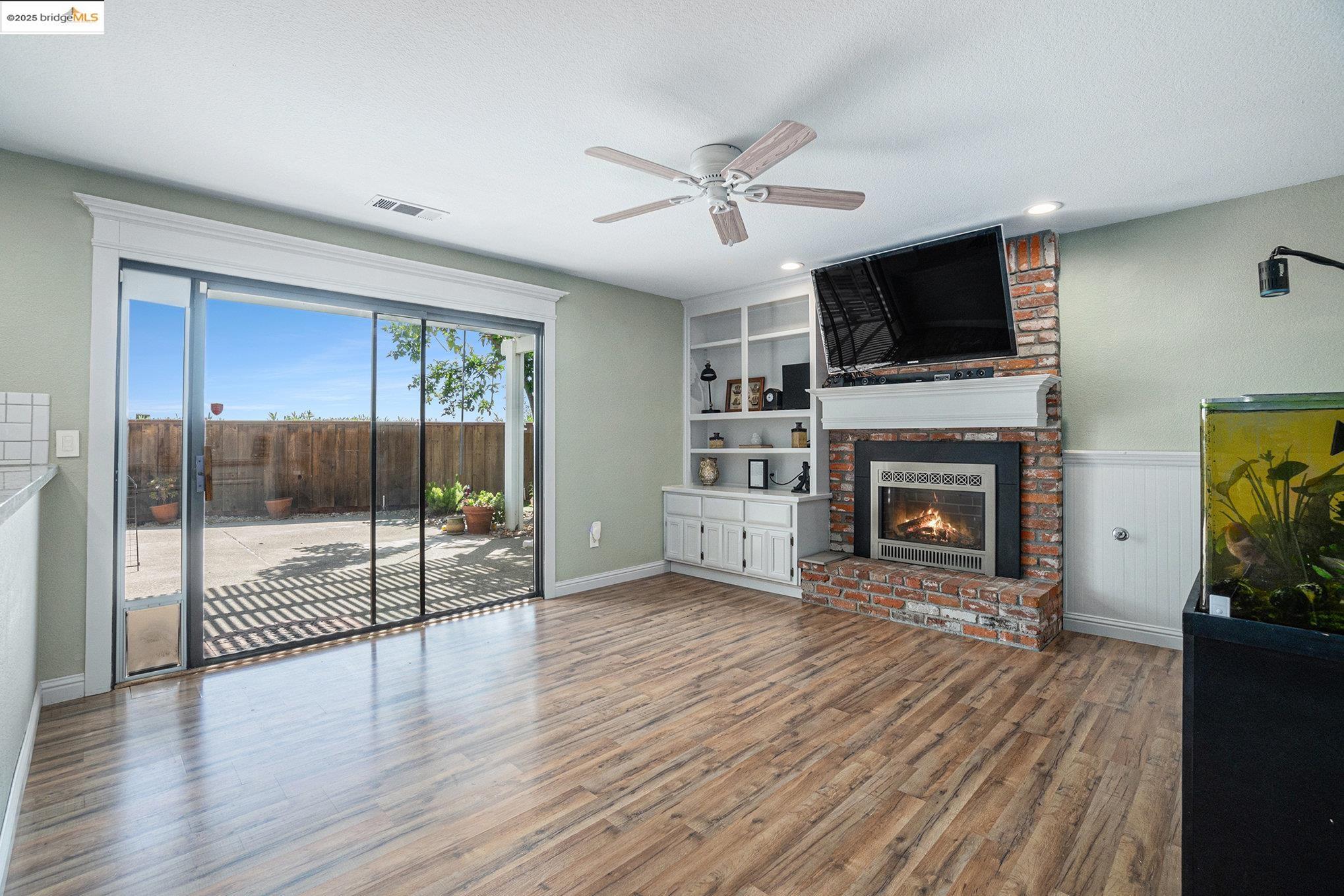 Detail Gallery Image 22 of 53 For 3336 Fontana Pl, Antioch,  CA 94509 - 4 Beds | 2/1 Baths