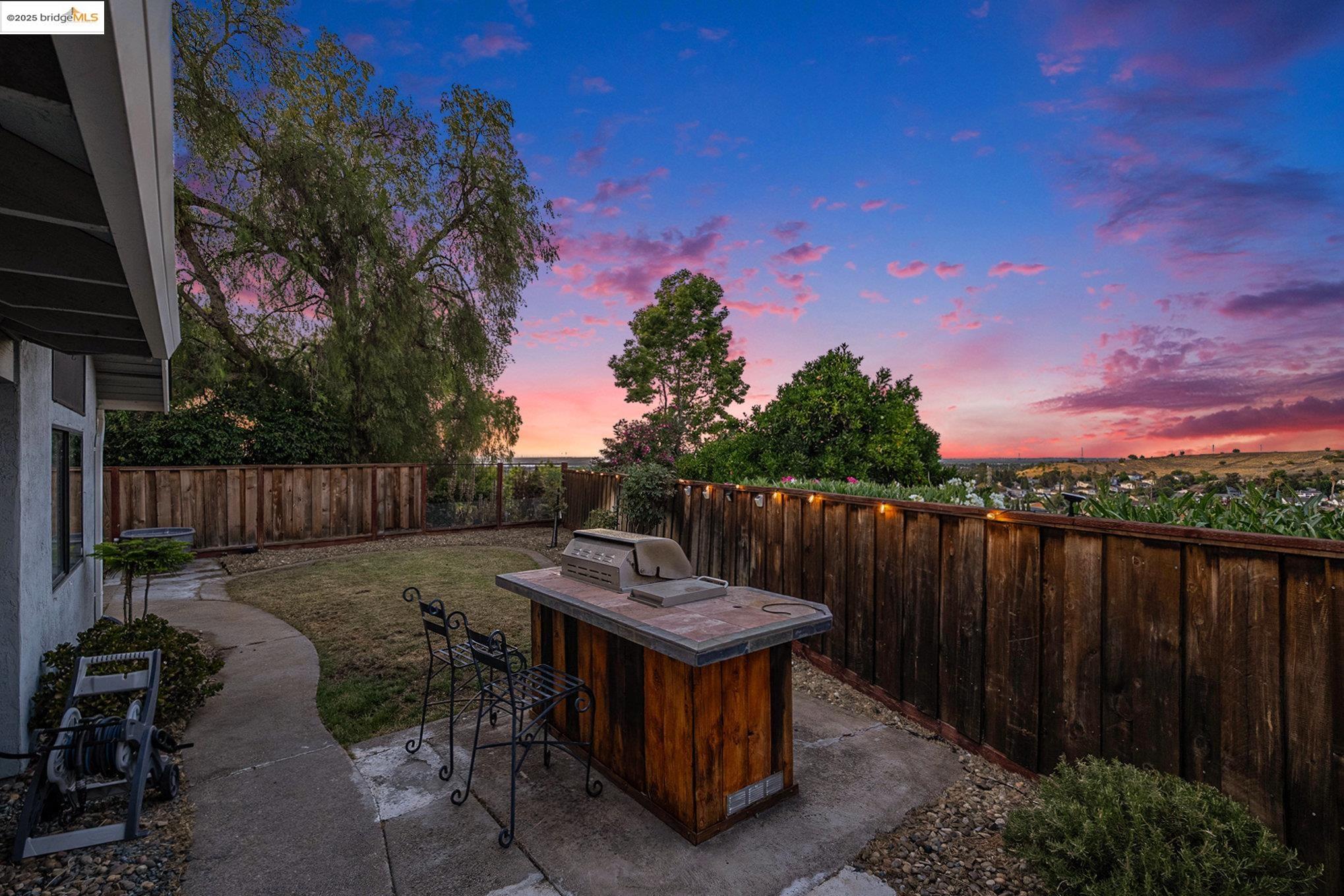 Detail Gallery Image 45 of 53 For 3336 Fontana Pl, Antioch,  CA 94509 - 4 Beds | 2/1 Baths
