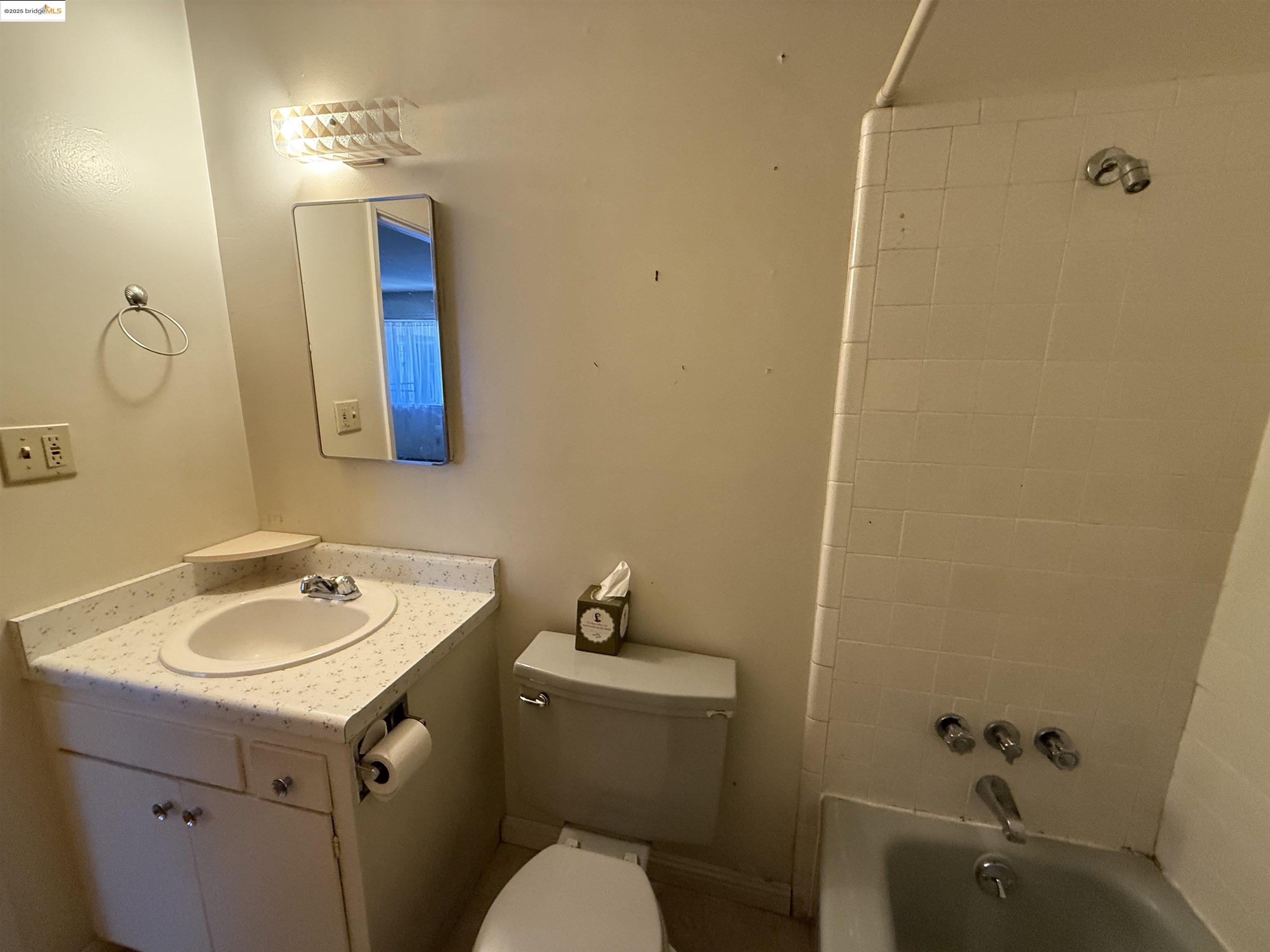 Photo #24: 41099066 Listing: Photo #24