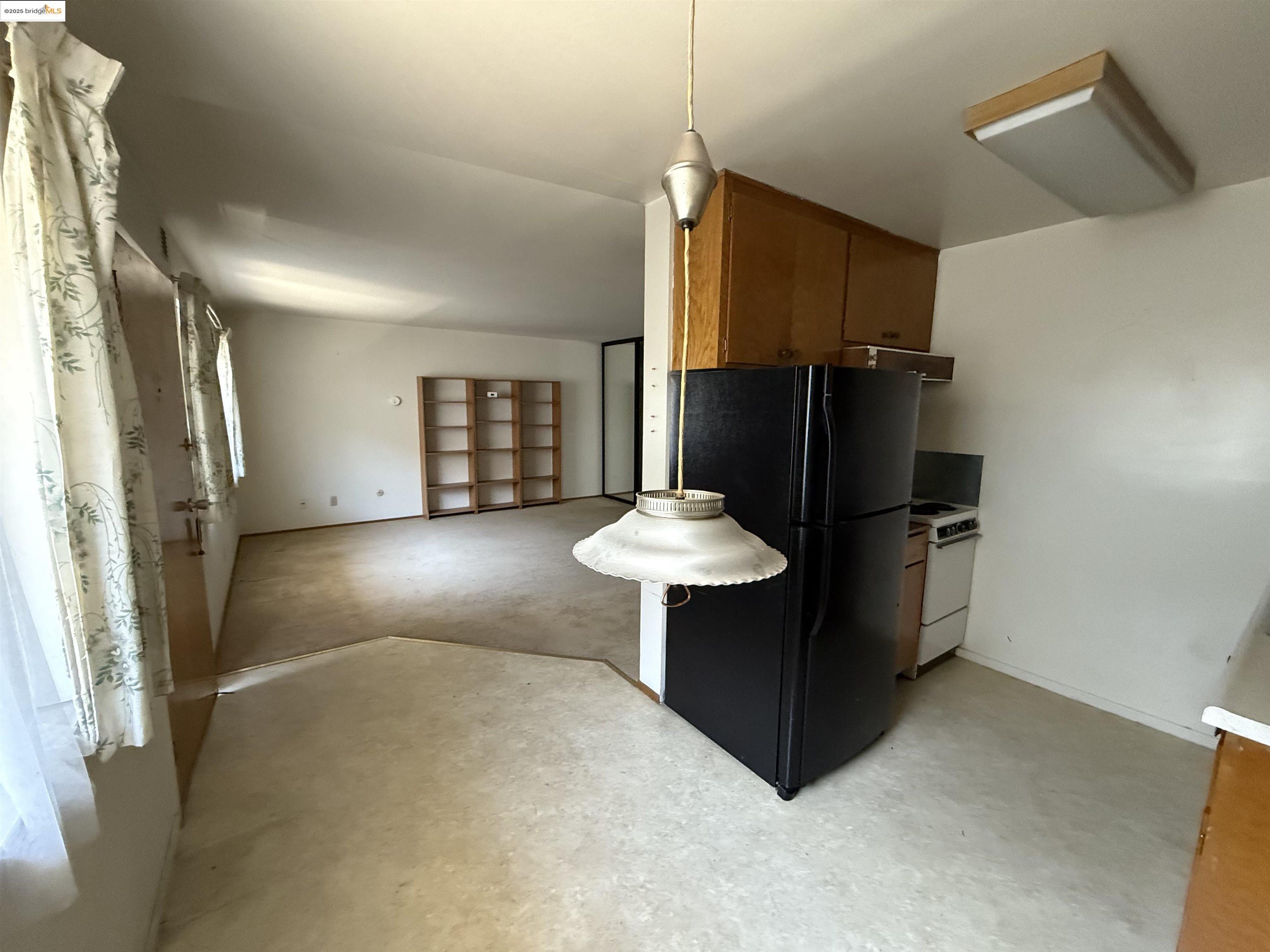Photo #5: 41099066 Listing: Photo #5
