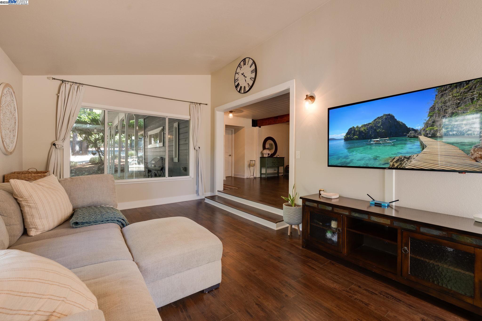 Detail Gallery Image 28 of 60 For 20140 Redwood Dr, Foresthill,  CA 95631 - 3 Beds | 2 Baths