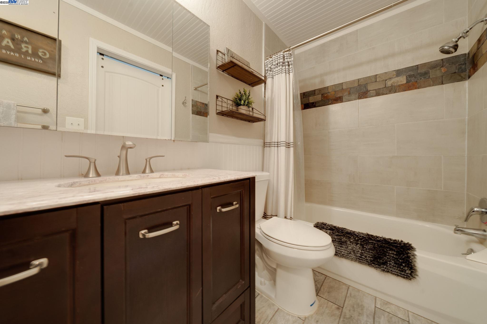 Detail Gallery Image 40 of 60 For 20140 Redwood Dr, Foresthill,  CA 95631 - 3 Beds | 2 Baths