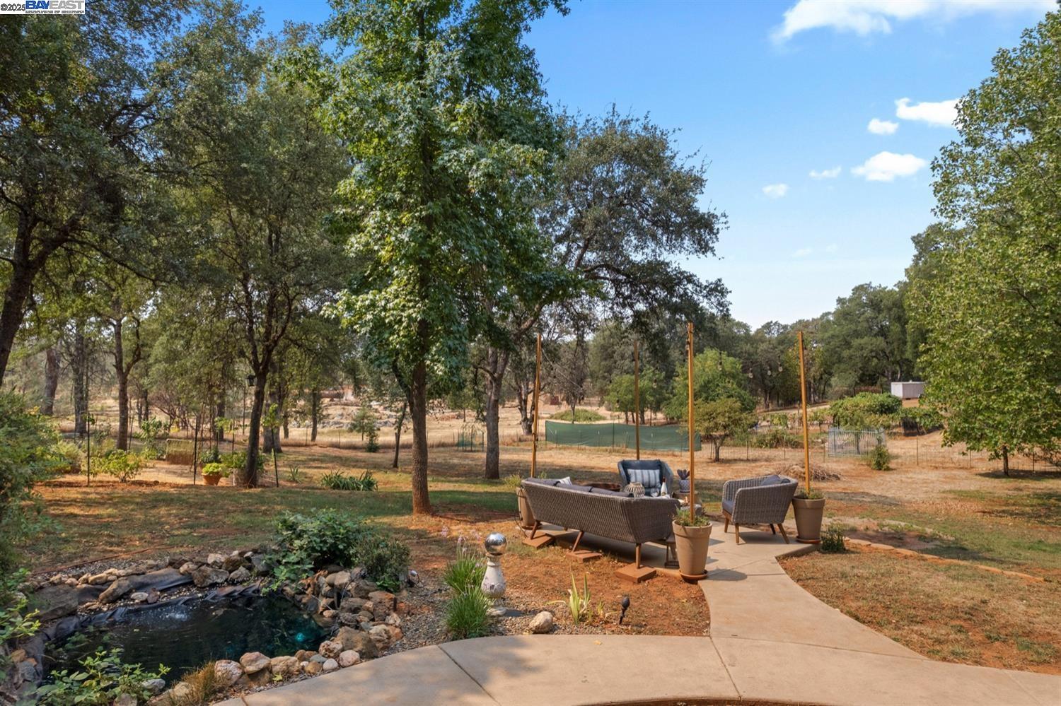 Detail Gallery Image 7 of 60 For 20140 Redwood Dr, Foresthill,  CA 95631 - 3 Beds | 2 Baths