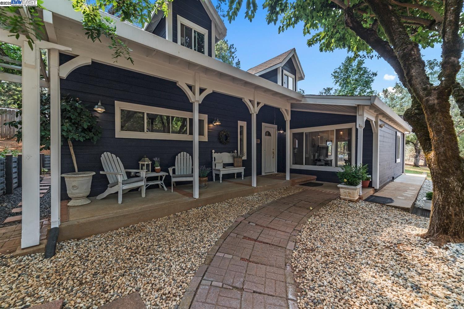 Detail Gallery Image 8 of 60 For 20140 Redwood Dr, Foresthill,  CA 95631 - 3 Beds | 2 Baths