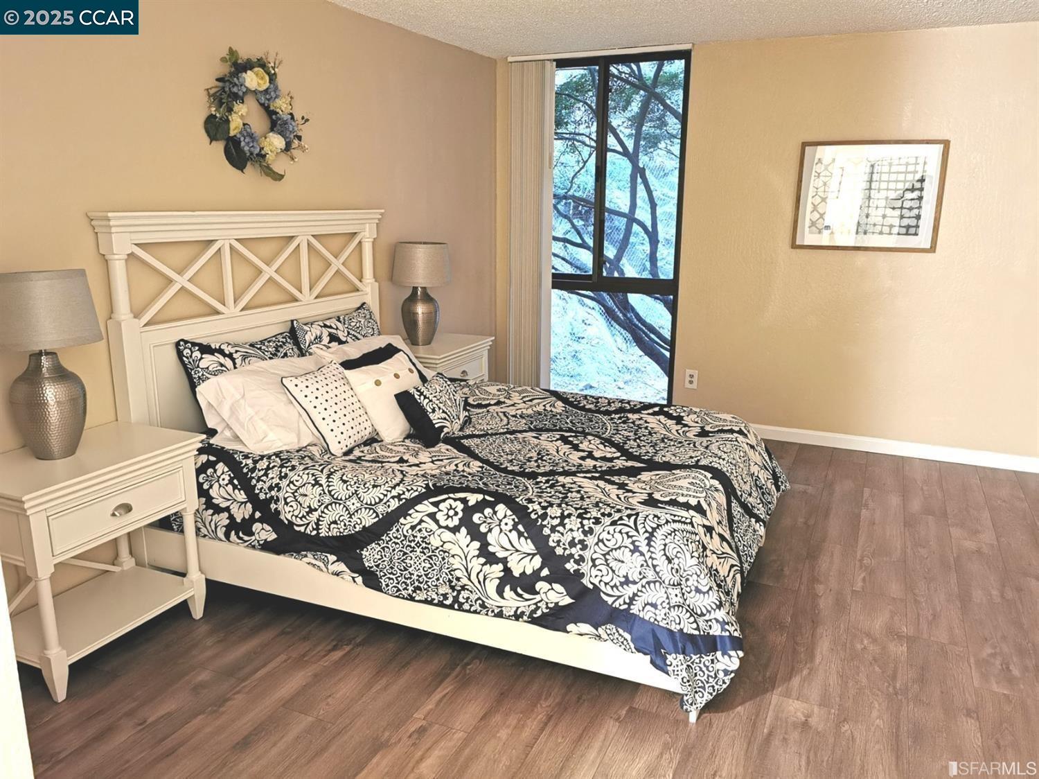 555 Pierce St # 328, Albany, California 94706, 2 Bedrooms Bedrooms, 5 Rooms Rooms,2 BathroomsBathrooms,Residential Lease,For Rent,555 Pierce St # 328,41099074