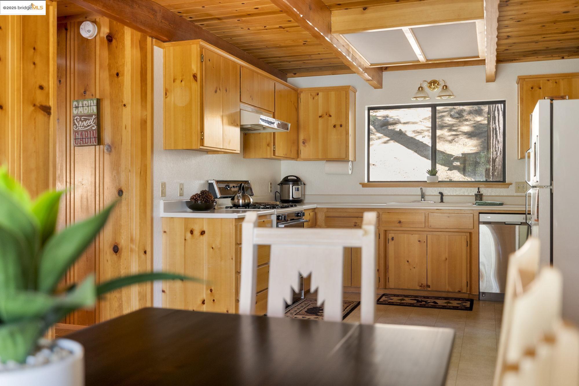 Detail Gallery Image 17 of 57 For 25488 Rebekah Rd, Long Barn,  CA 95335 - 3 Beds | 2 Baths