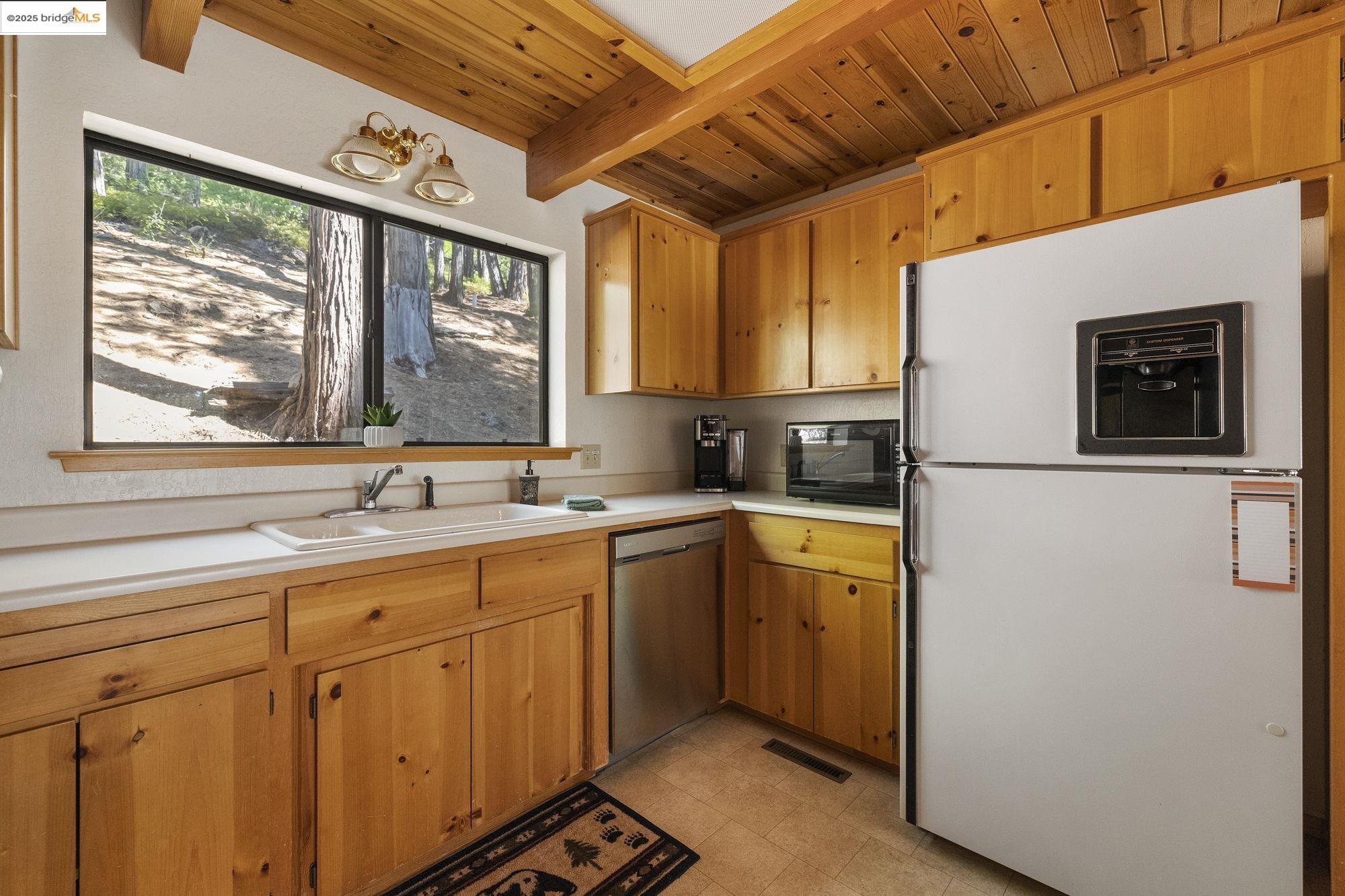 Detail Gallery Image 19 of 57 For 25488 Rebekah Rd, Long Barn,  CA 95335 - 3 Beds | 2 Baths