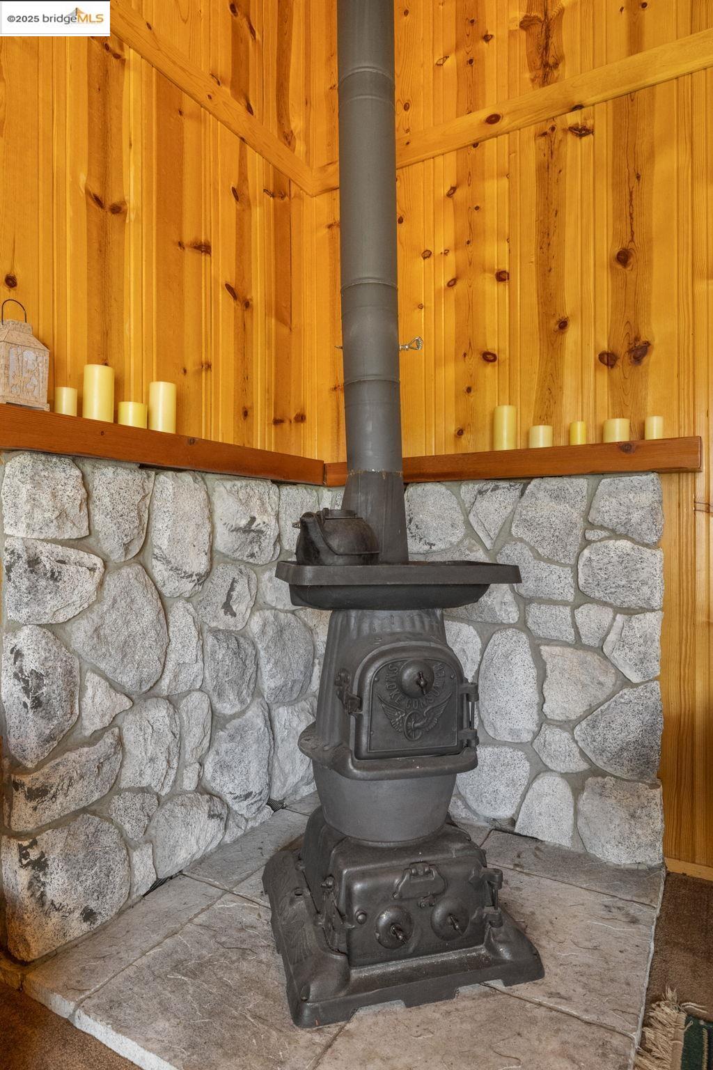 Detail Gallery Image 7 of 57 For 25488 Rebekah Rd, Long Barn,  CA 95335 - 3 Beds | 2 Baths