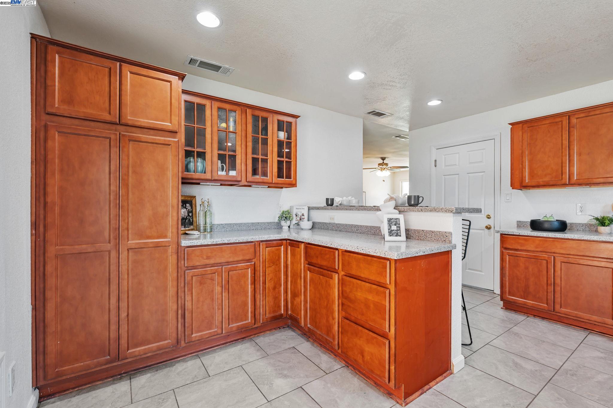 Detail Gallery Image 16 of 24 For 604 Helen Ct, Manteca,  CA 95336 - 3 Beds | 1 Baths