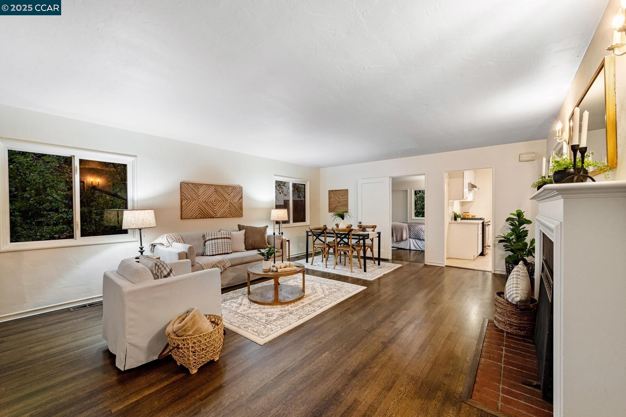Detail Gallery Image 17 of 55 For 5810 Estates Dr, Oakland,  CA 94611 - 3 Beds | 1 Baths
