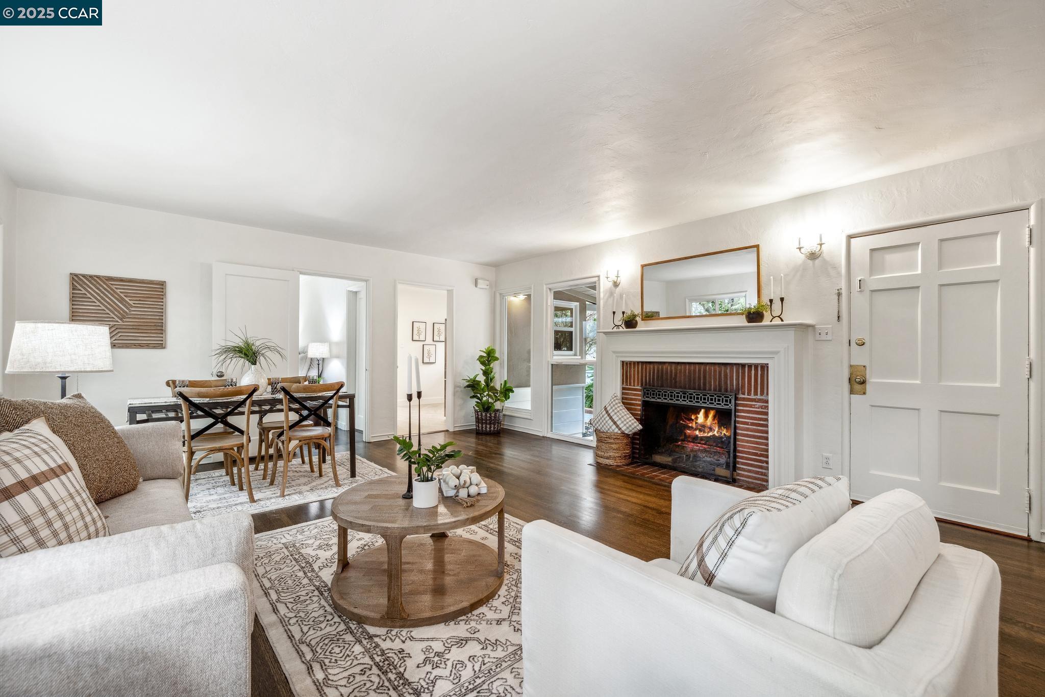 Detail Gallery Image 21 of 55 For 5810 Estates Dr, Oakland,  CA 94611 - 3 Beds | 1 Baths