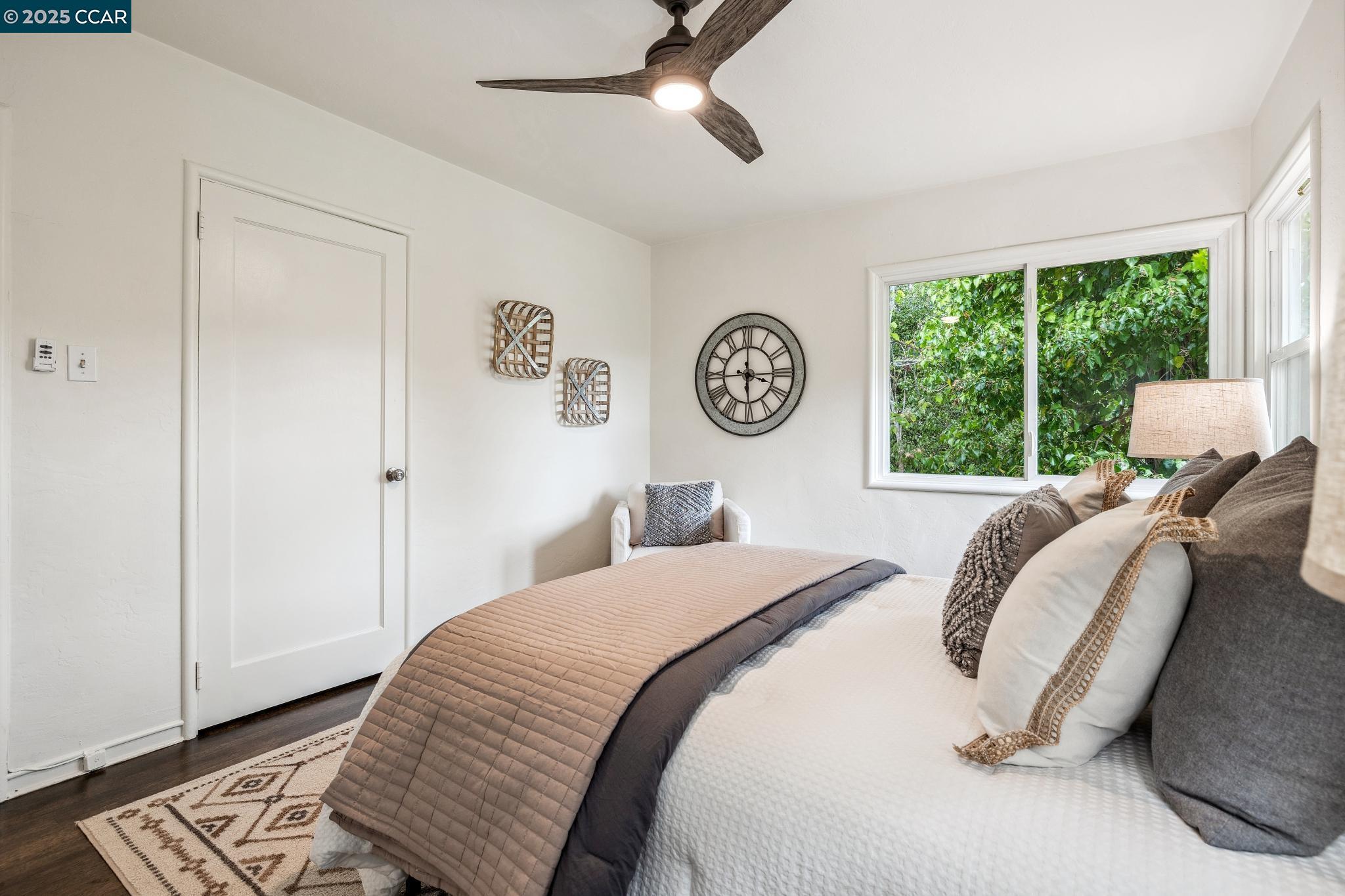 Detail Gallery Image 48 of 55 For 5810 Estates Dr, Oakland,  CA 94611 - 3 Beds | 1 Baths