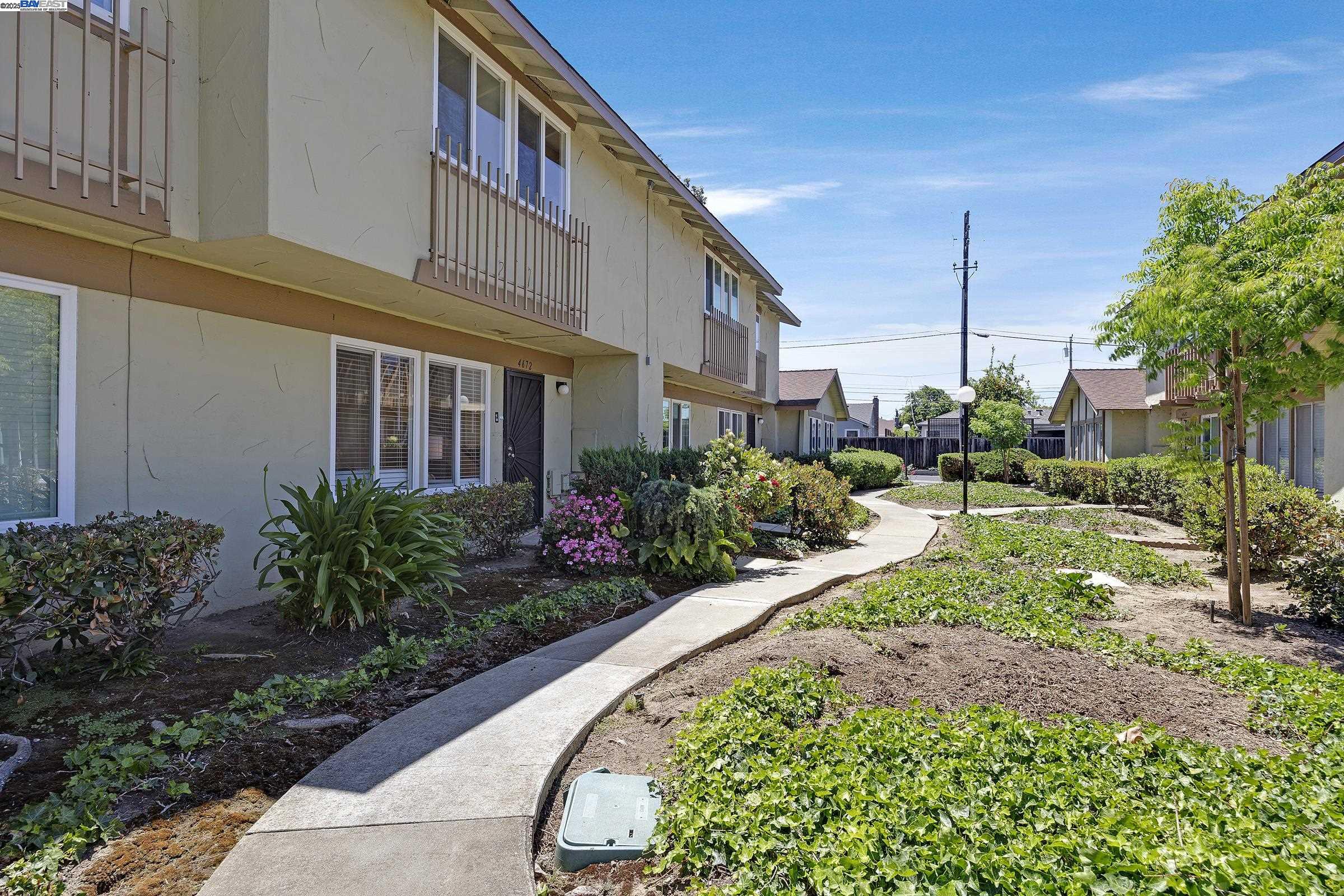 Photo #3: 41099100 Listing 