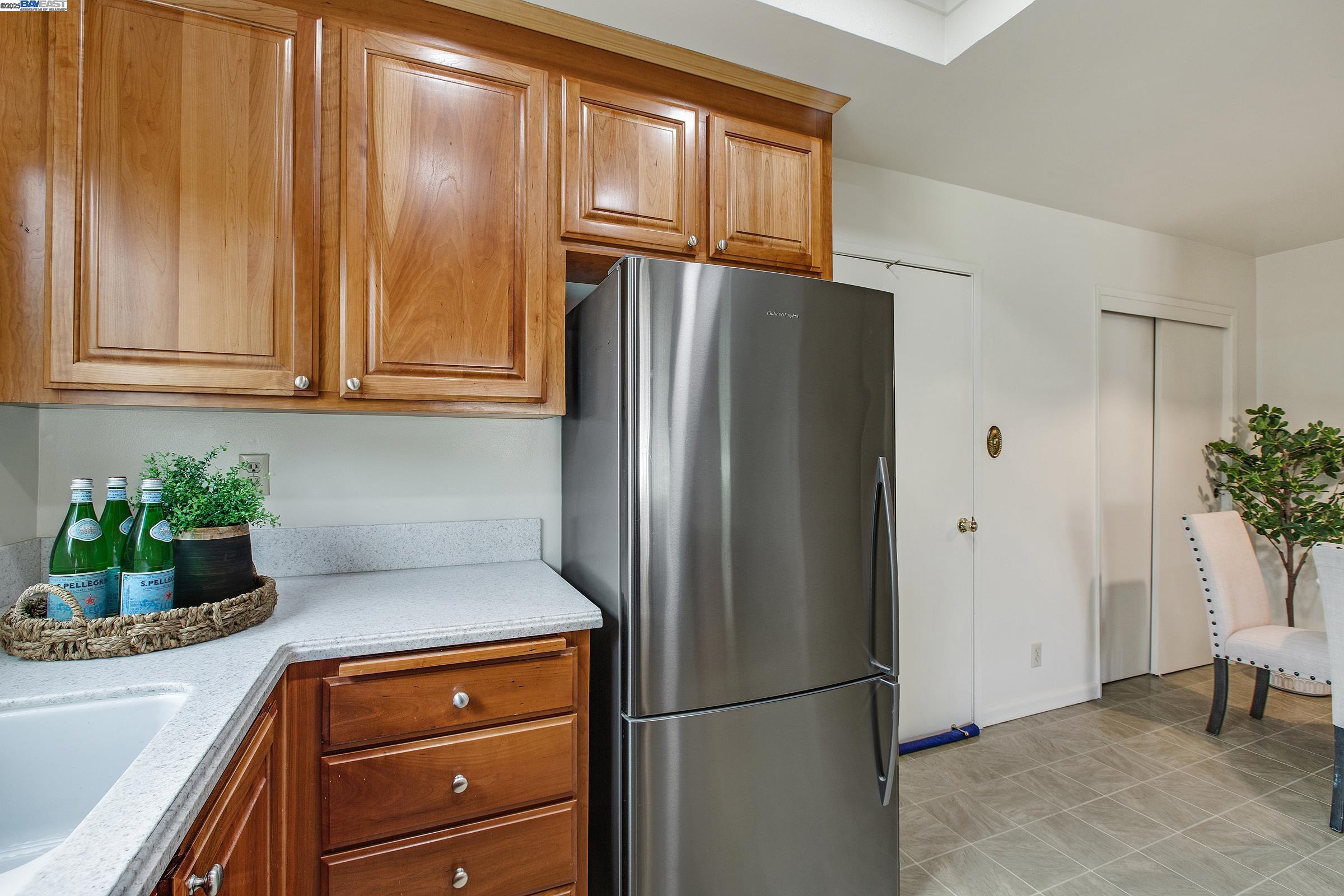 5423 Buchanan Plc, Fremont, California 94538, 4 Bedrooms Bedrooms, 7 Rooms Rooms,2 BathroomsBathrooms,Residential,For Sale,5423 Buchanan Plc,41099101