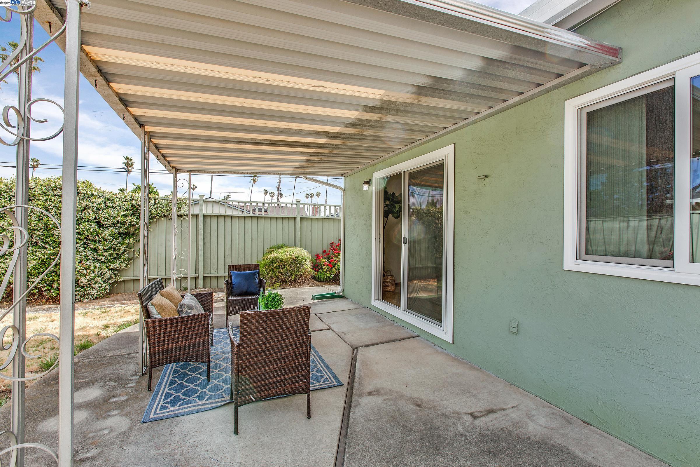 5423 Buchanan Plc, Fremont, California 94538, 4 Bedrooms Bedrooms, 7 Rooms Rooms,2 BathroomsBathrooms,Residential,For Sale,5423 Buchanan Plc,41099101