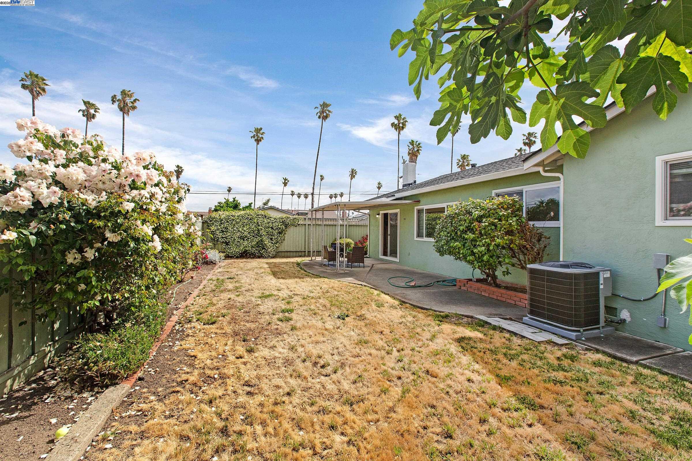 5423 Buchanan Plc, Fremont, California 94538, 4 Bedrooms Bedrooms, 7 Rooms Rooms,2 BathroomsBathrooms,Residential,For Sale,5423 Buchanan Plc,41099101