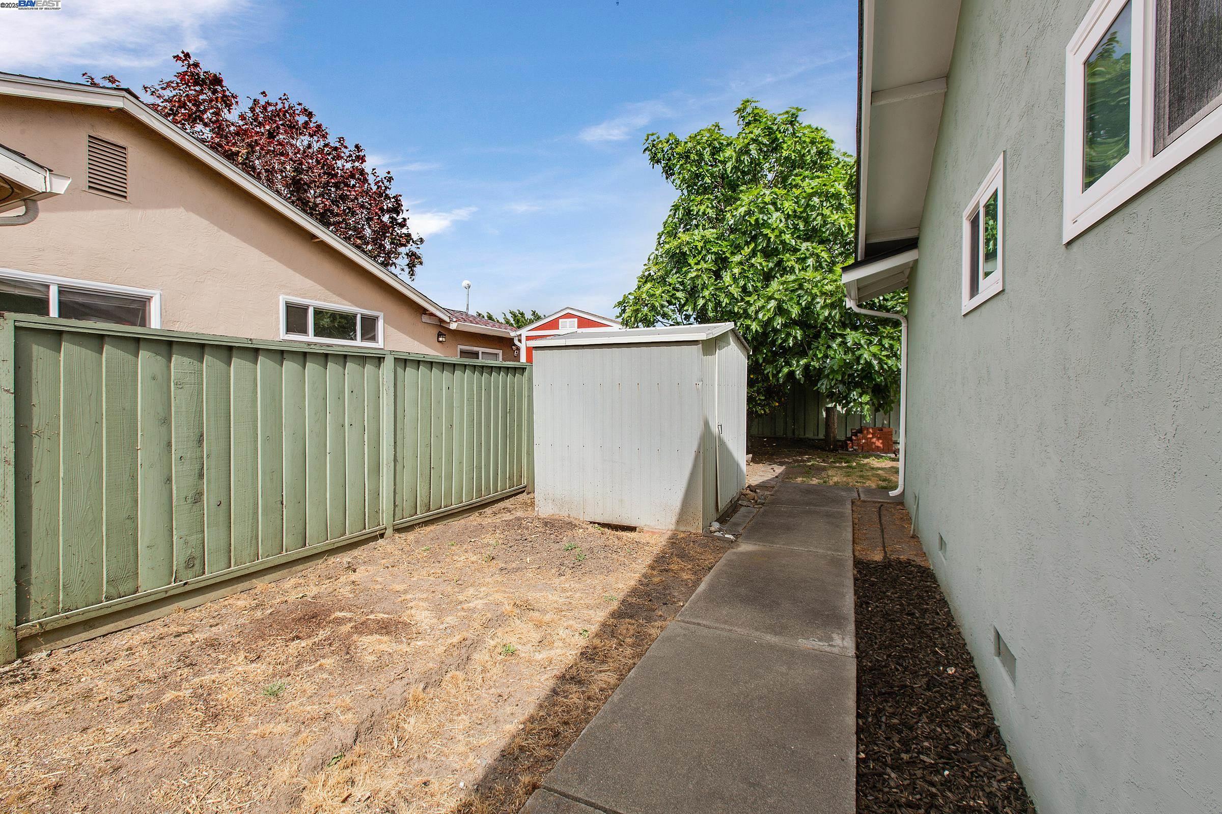 5423 Buchanan Plc, Fremont, California 94538, 4 Bedrooms Bedrooms, 7 Rooms Rooms,2 BathroomsBathrooms,Residential,For Sale,5423 Buchanan Plc,41099101