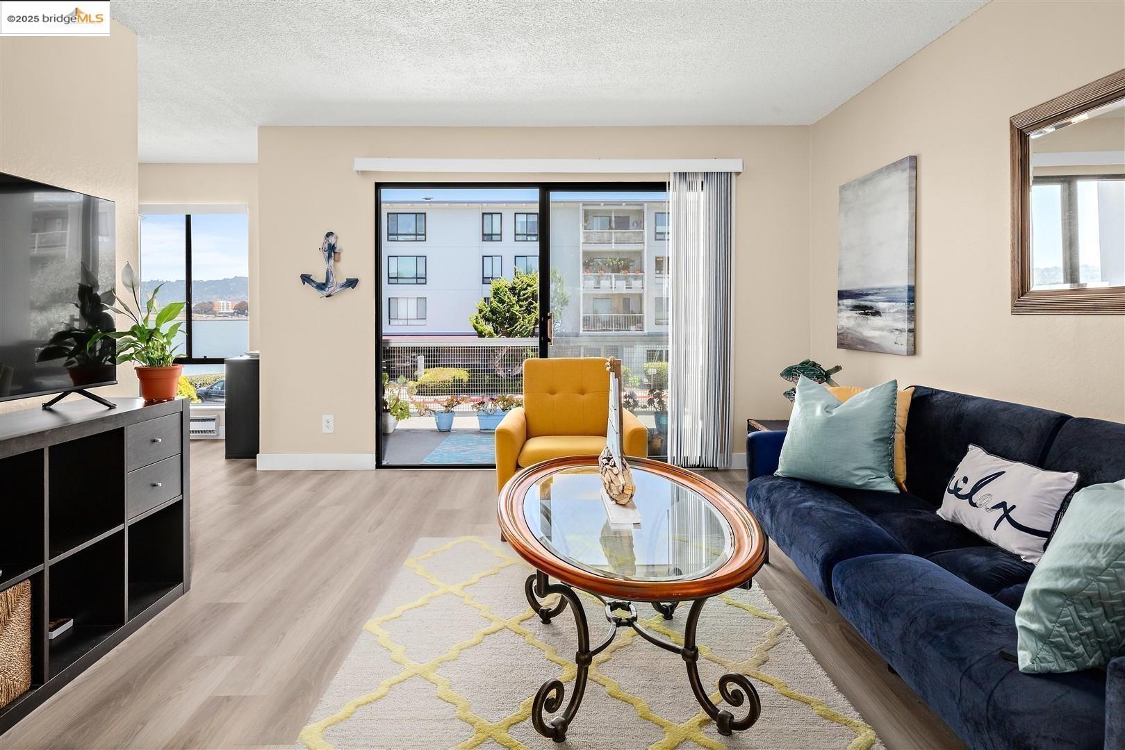 Photo #3: 41099102 Listing 