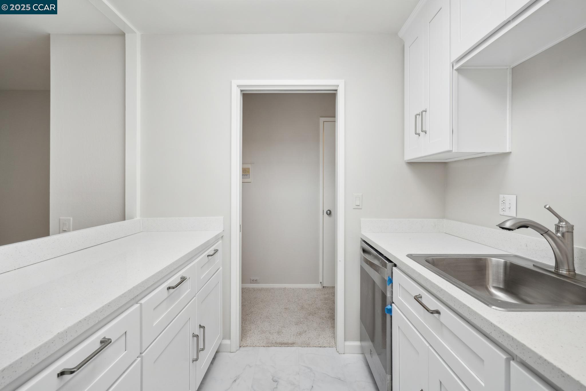 Photo #15: 41099119 Listing: Photo #15