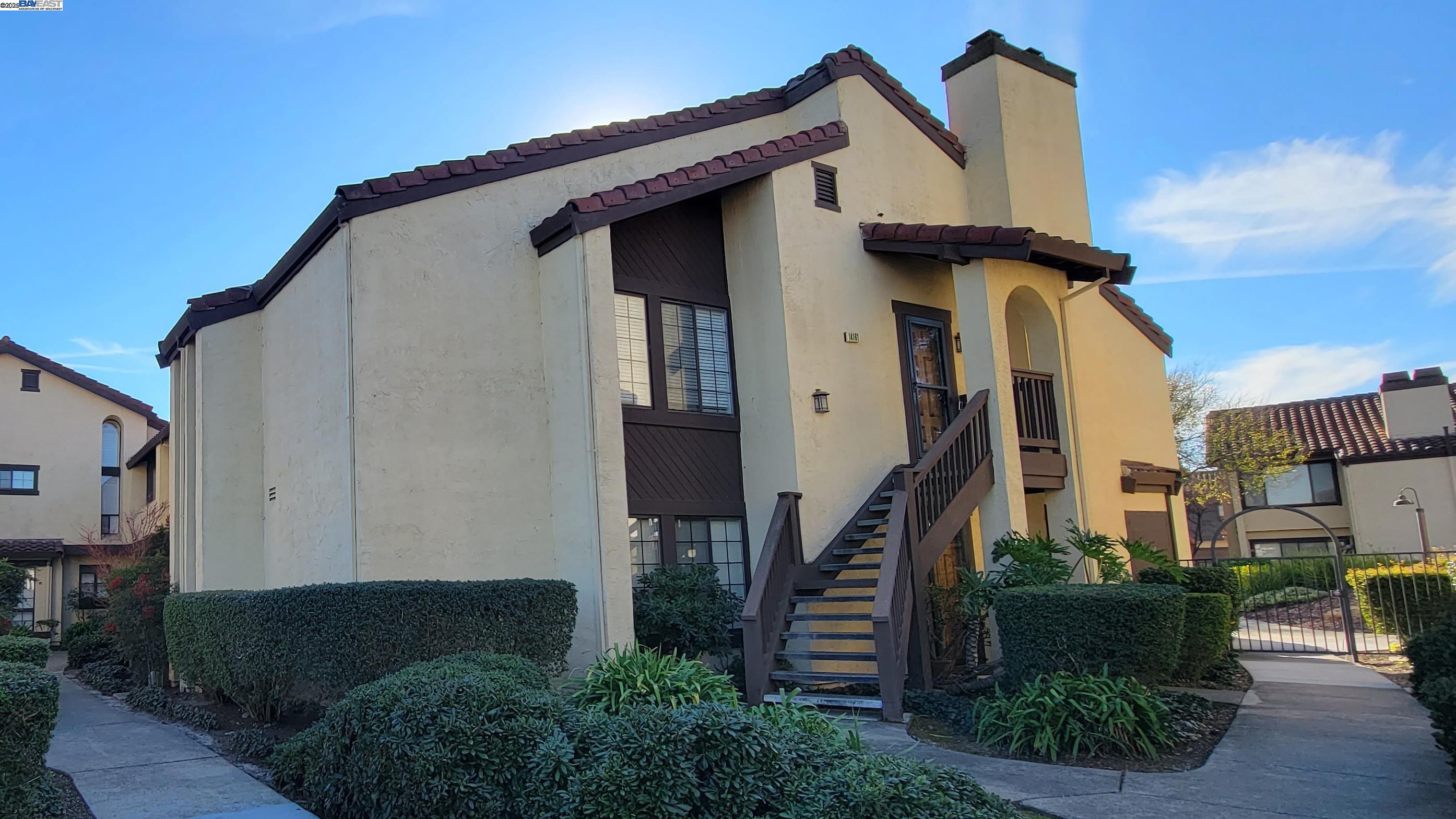 MLS: 41099128 Condo For Sale