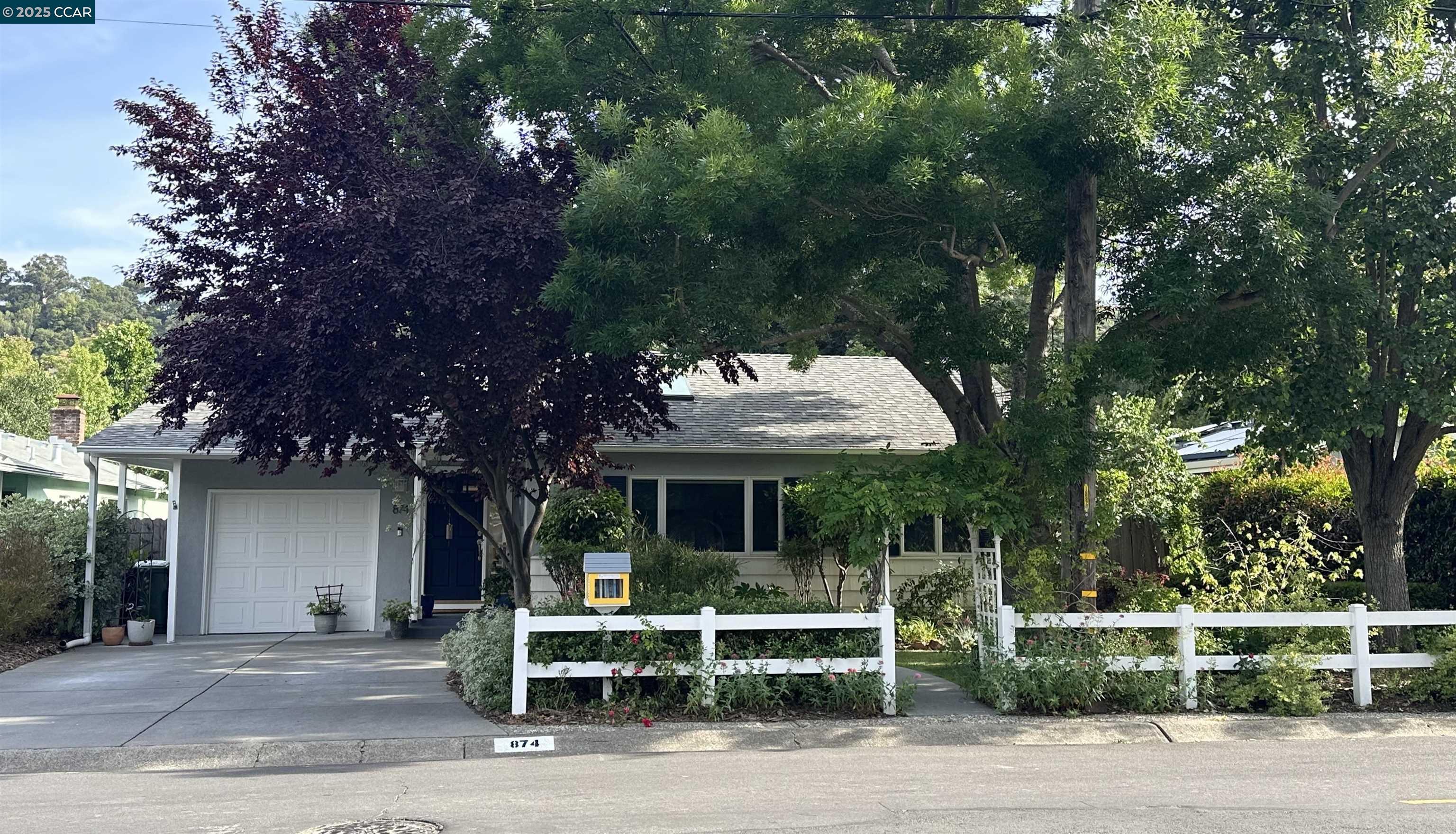 Detail Gallery Image 1 of 1 For 874 Juanita Dr, Lafayette,  CA 94595 - 4 Beds | 3 Baths