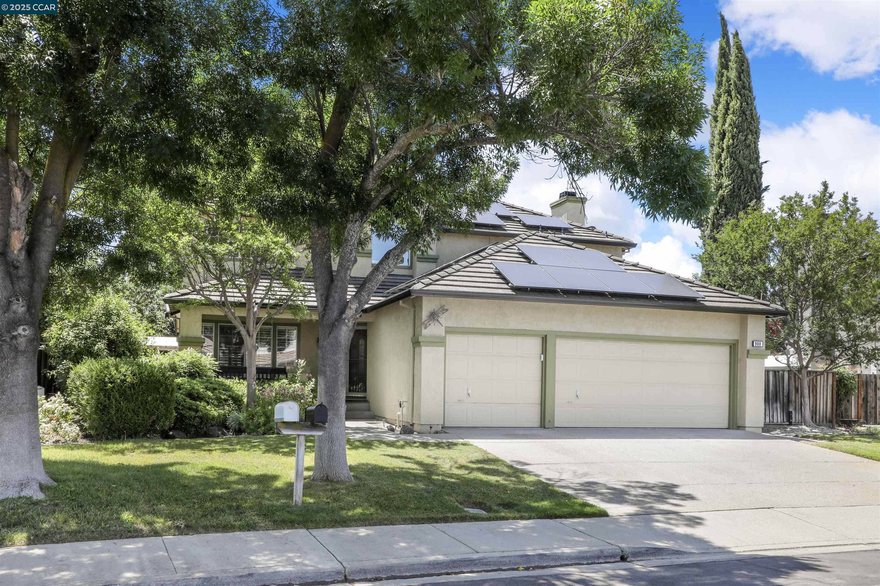 Detail Gallery Image 1 of 1 For 900 Woodsong Ln, Brentwood,  CA 94513 - 4 Beds | 2/1 Baths