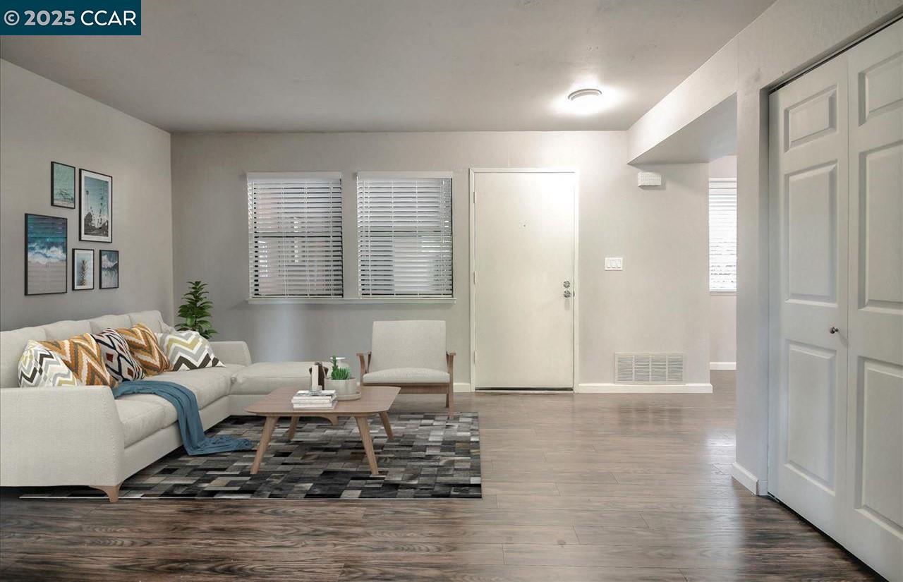 Photo #2: 41099148 Listing 