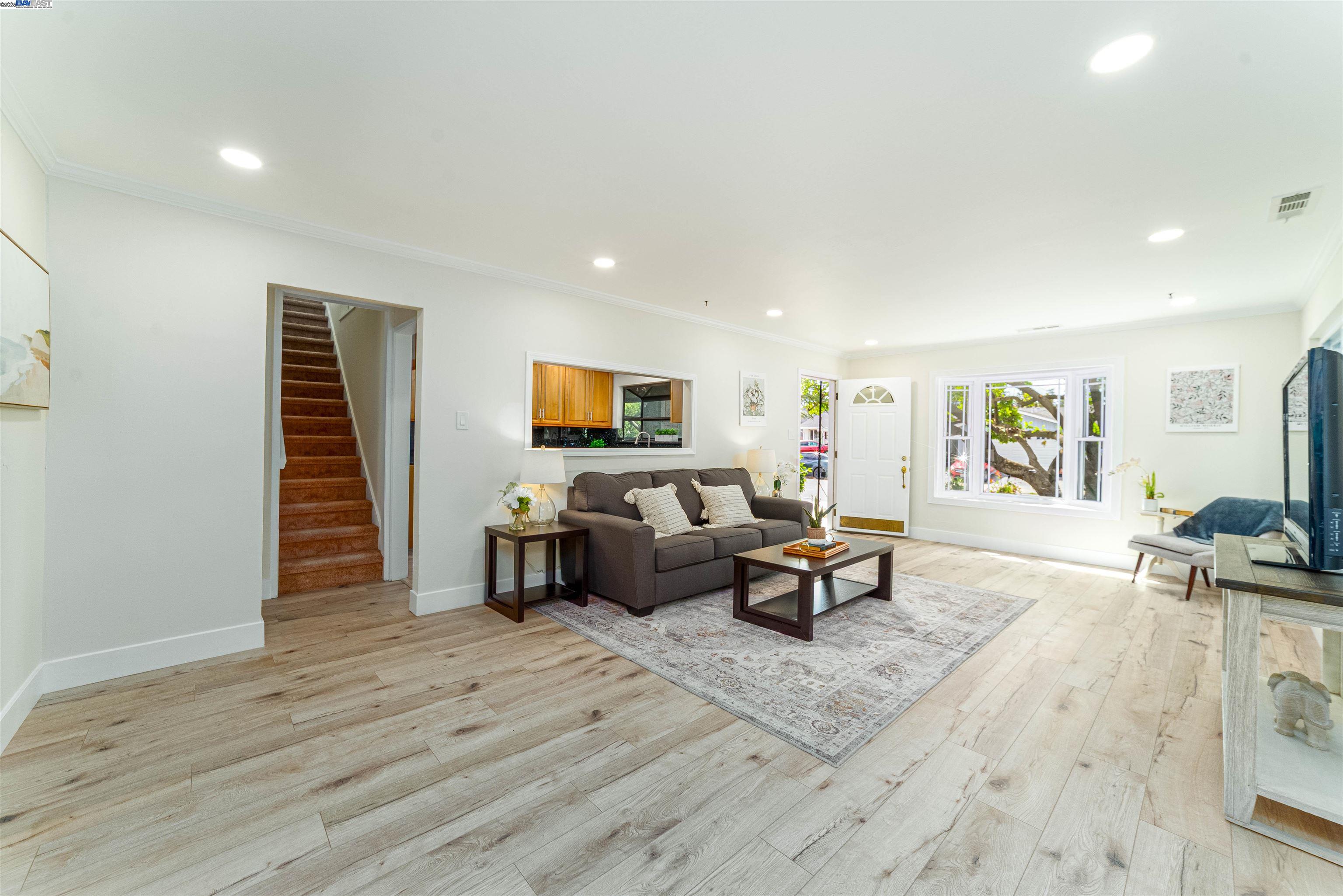 4677 Piper St, Fremont, California 94538, 4 Bedrooms Bedrooms, 7 Rooms Rooms,3 BathroomsBathrooms,Residential,For Sale,4677 Piper St,41099149