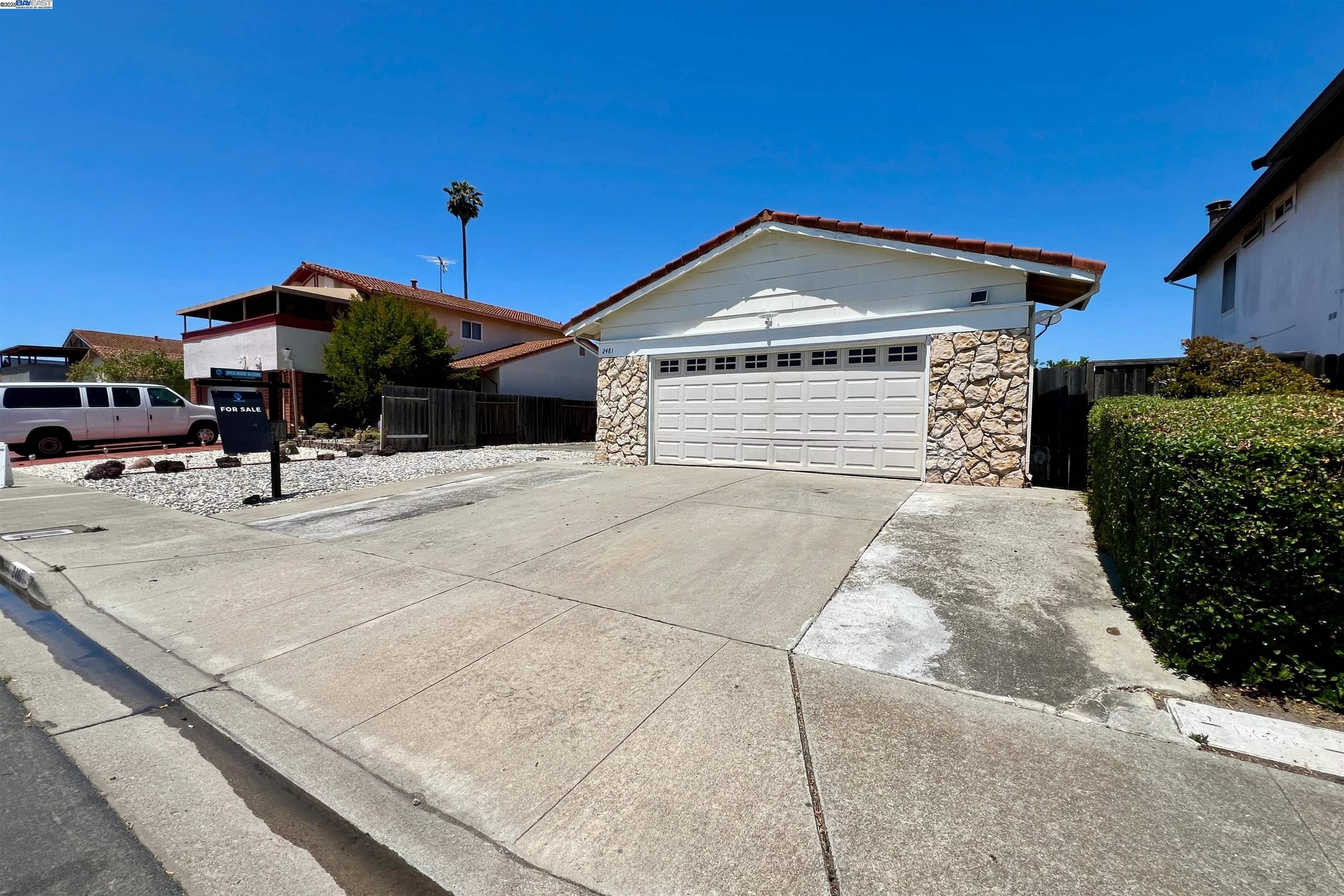 Detail Gallery Image 1 of 1 For 2481 Cabrillo Dr, Hayward,  CA 94545 - 3 Beds | 2 Baths