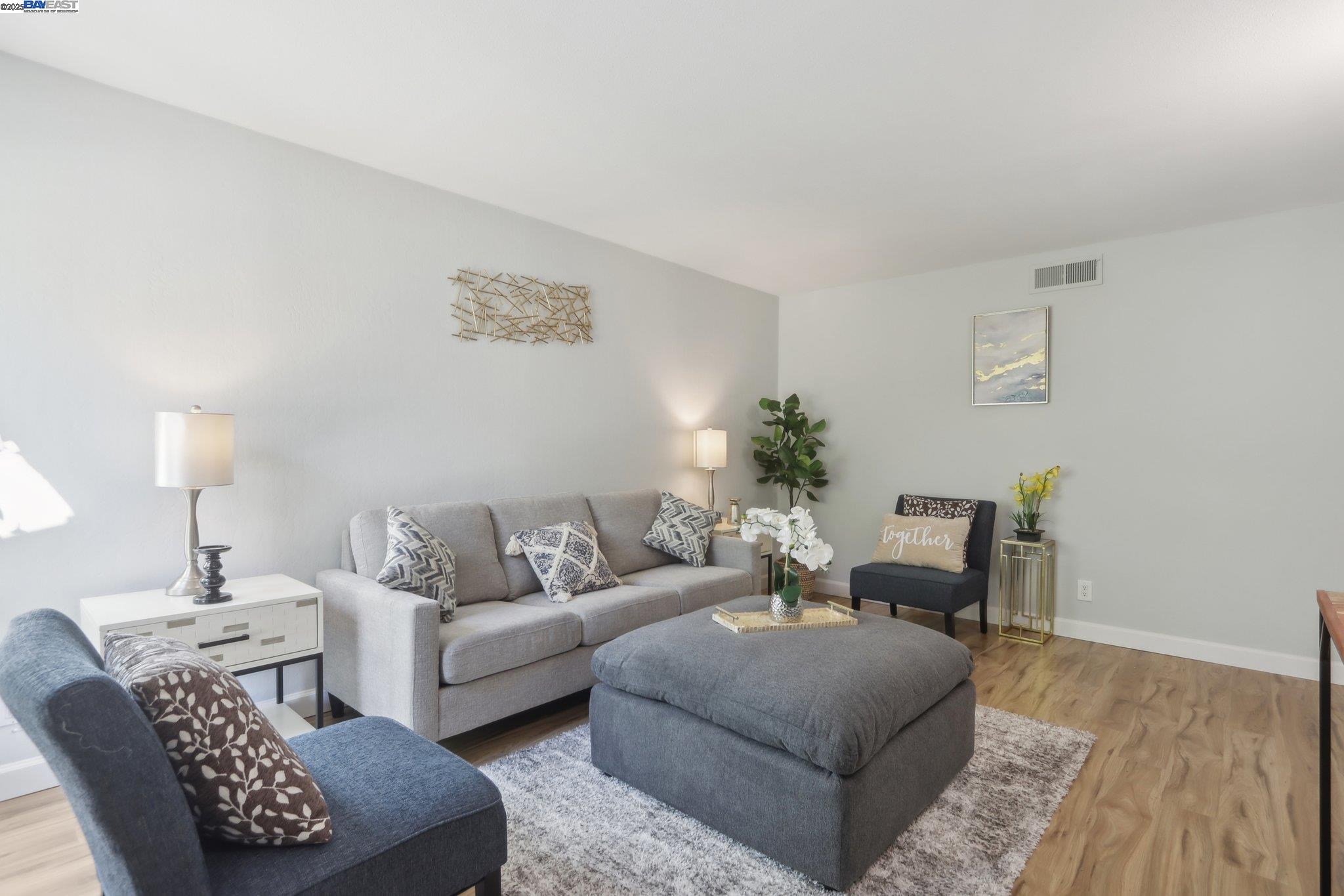 Photo #3: 41099172 Listing 