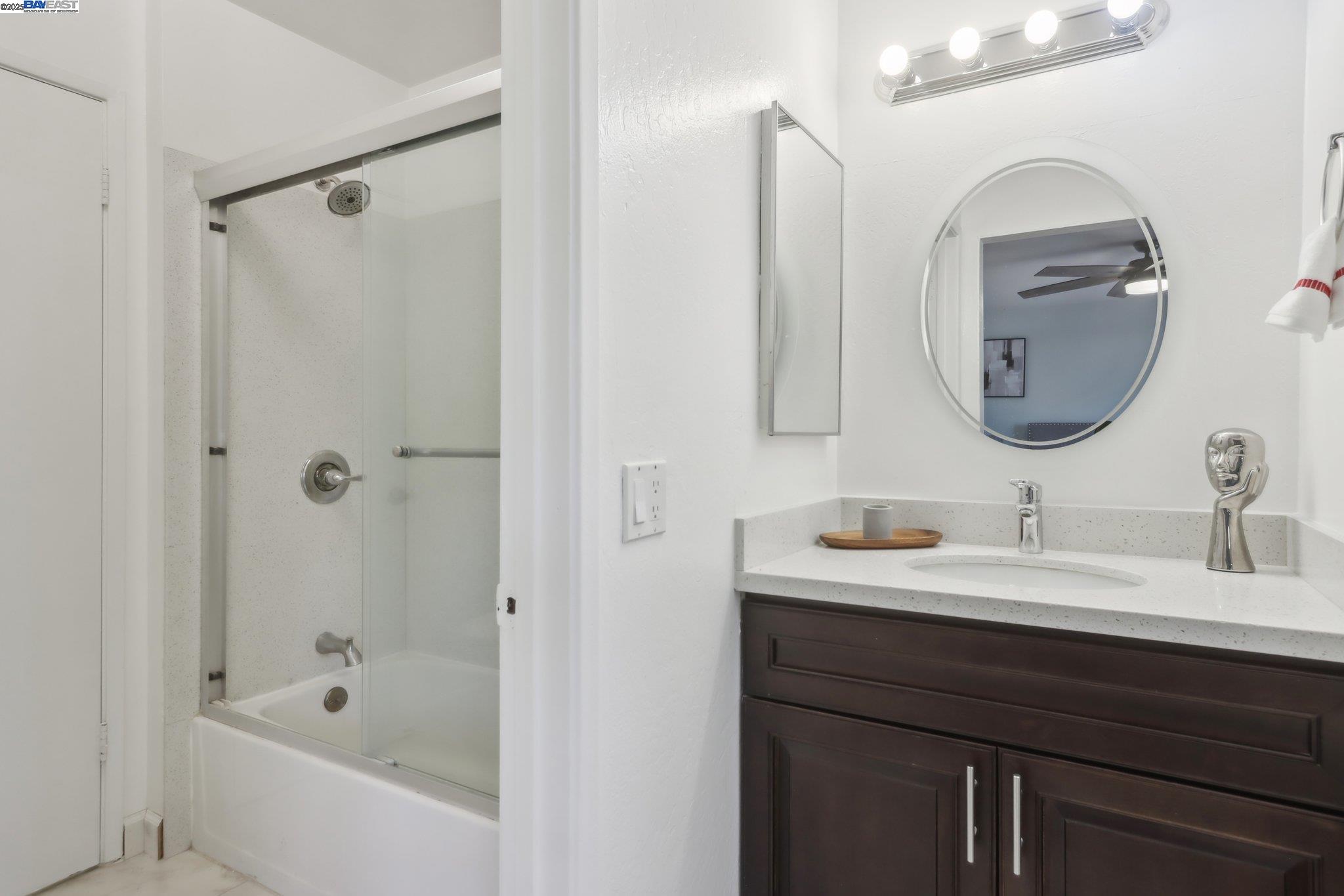 Photo #24: 41099172 Listing: Photo #24