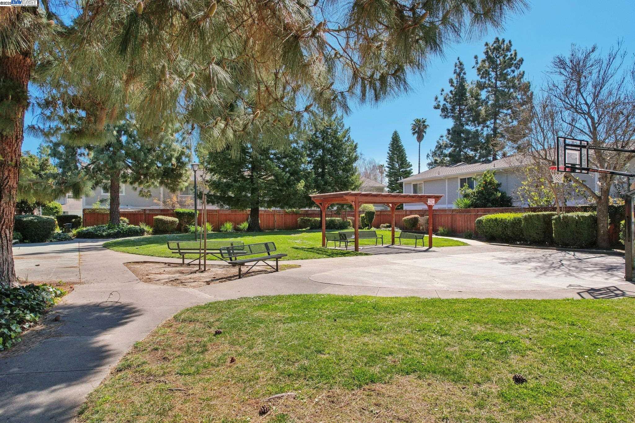 Photo #48: 41099172 Listing: Photo #48