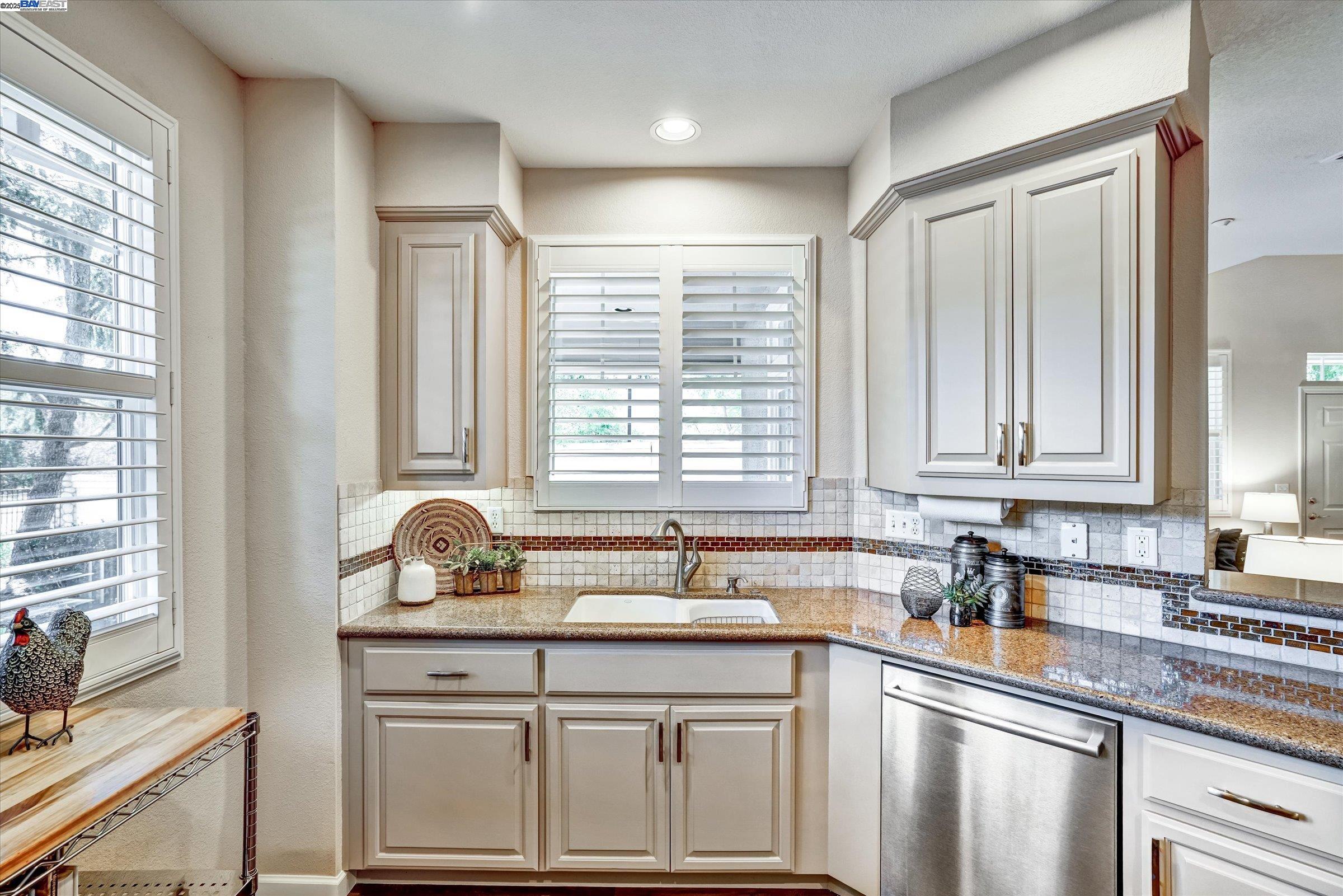 Photo #17: 41099178 Listing: Photo #17