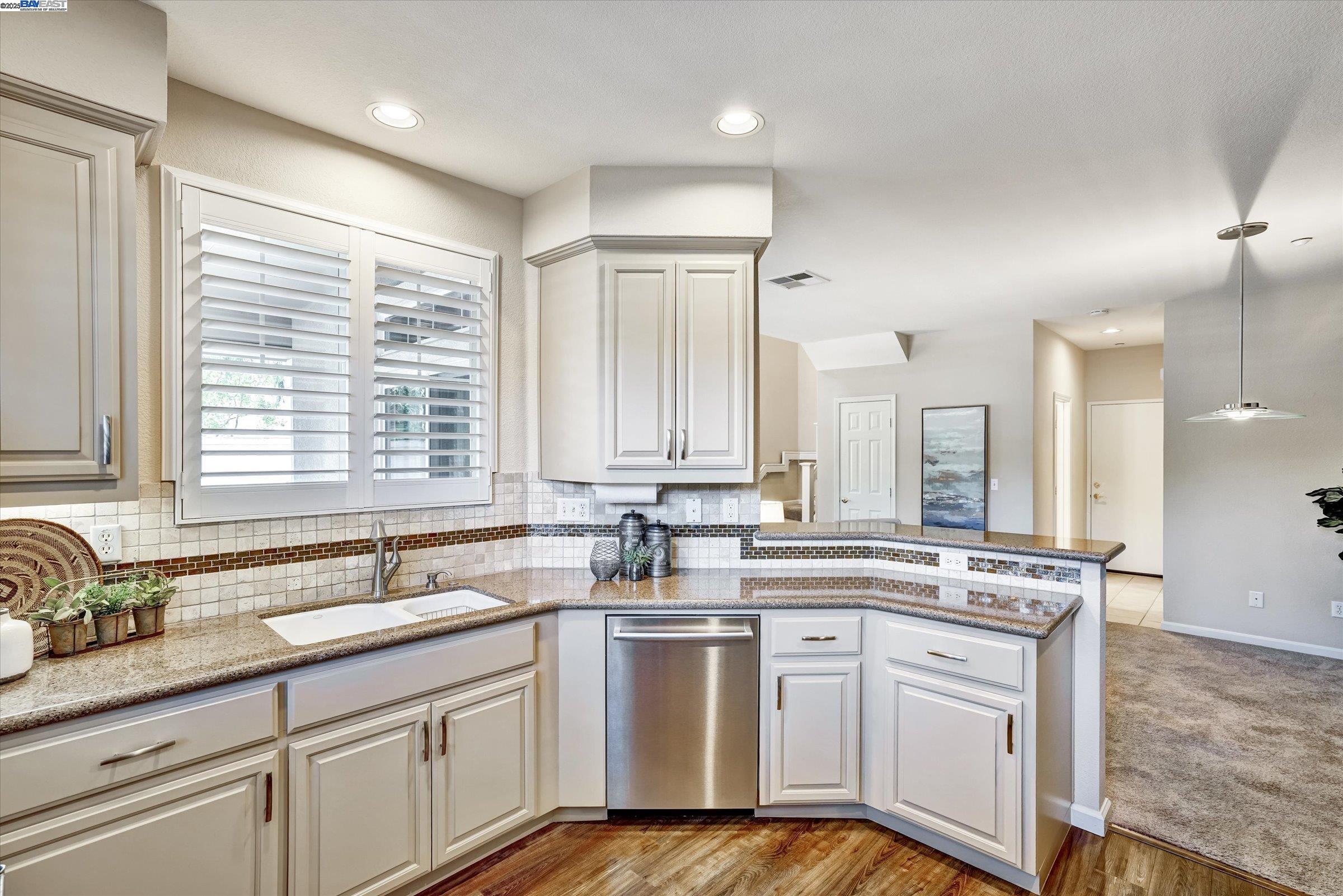 Photo #18: 41099178 Listing: Photo #18