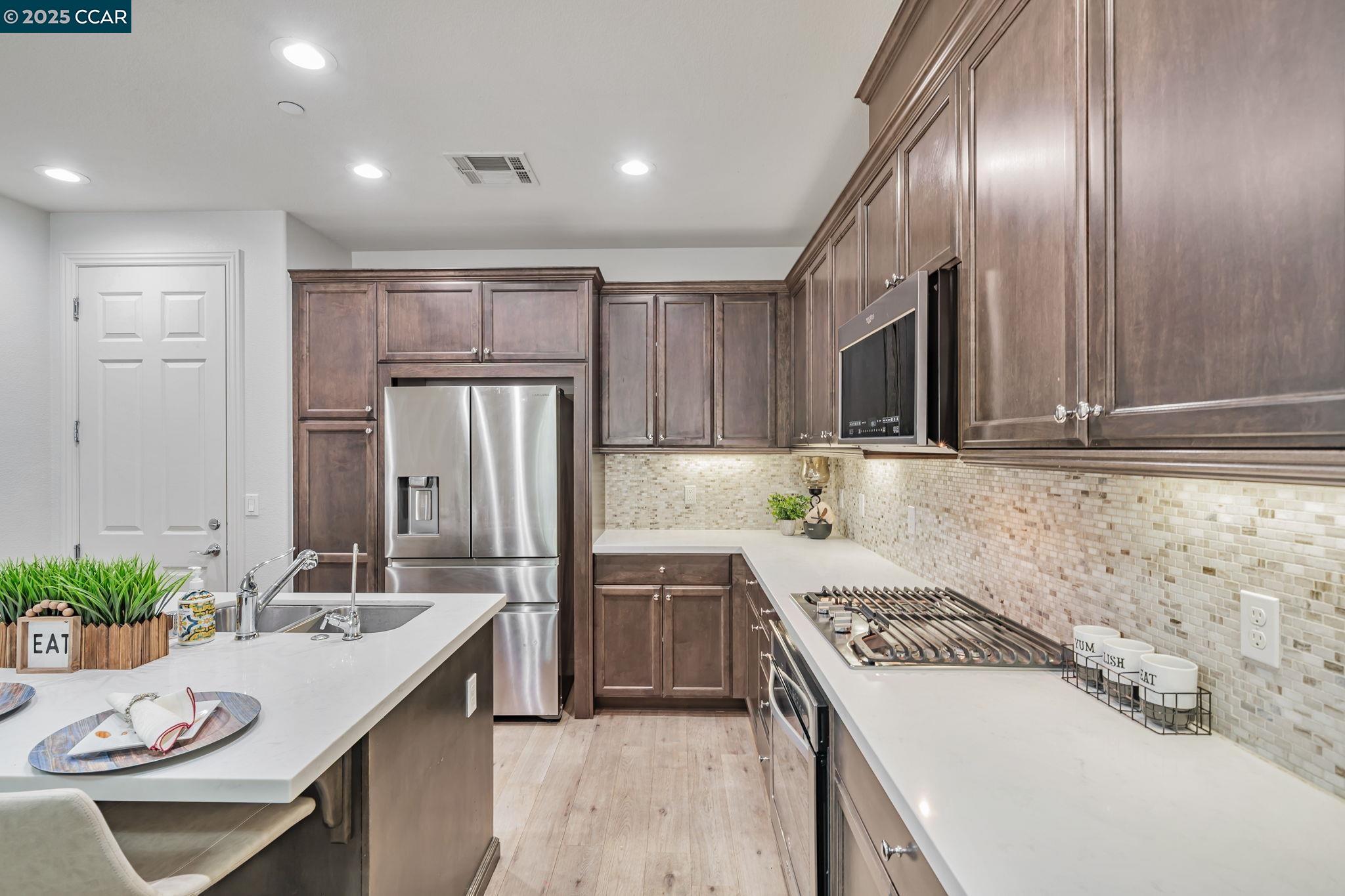 Photo #11: 41099185 Listing: Photo #11
