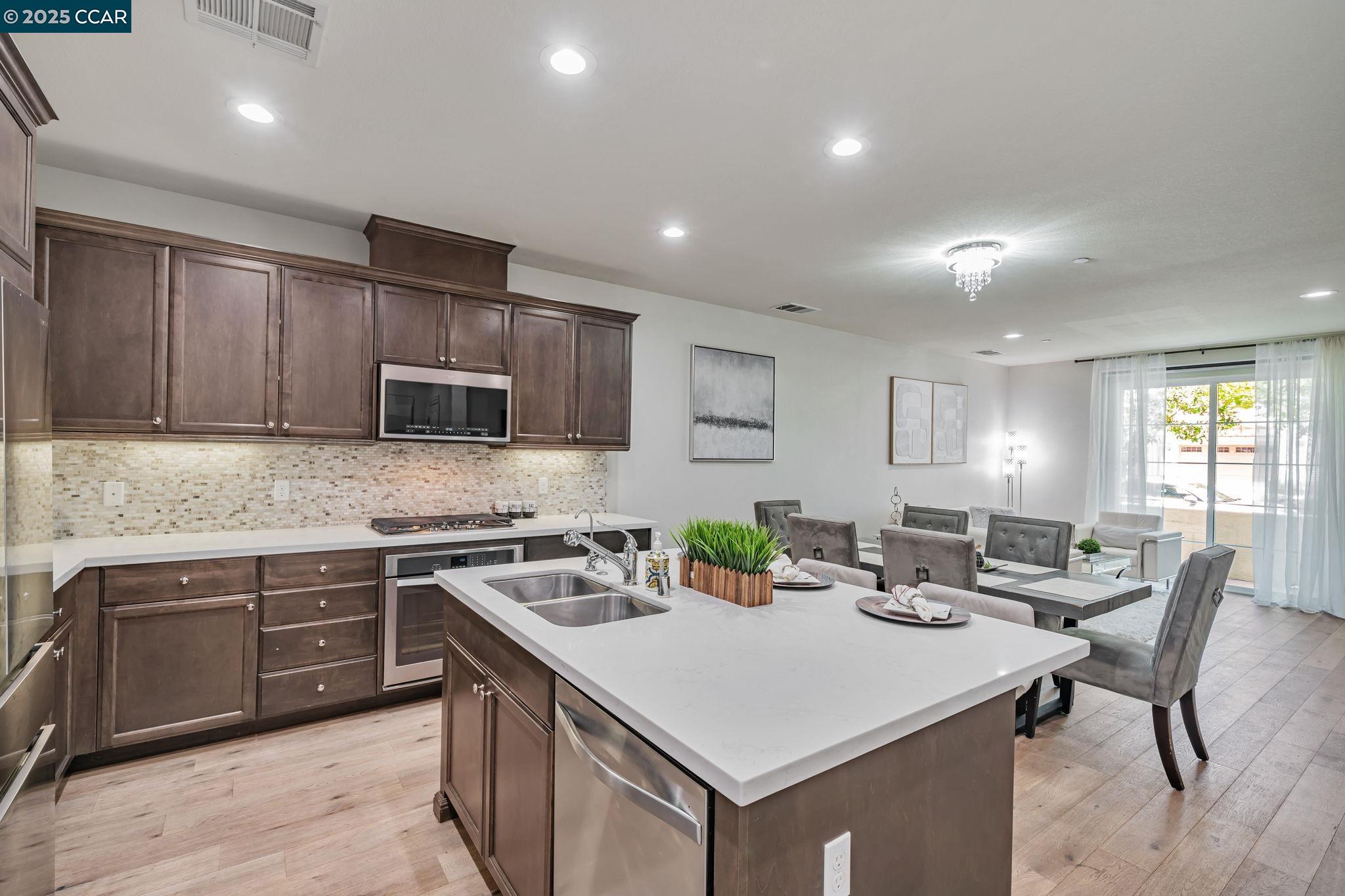 Photo #12: 41099185 Listing: Photo #12
