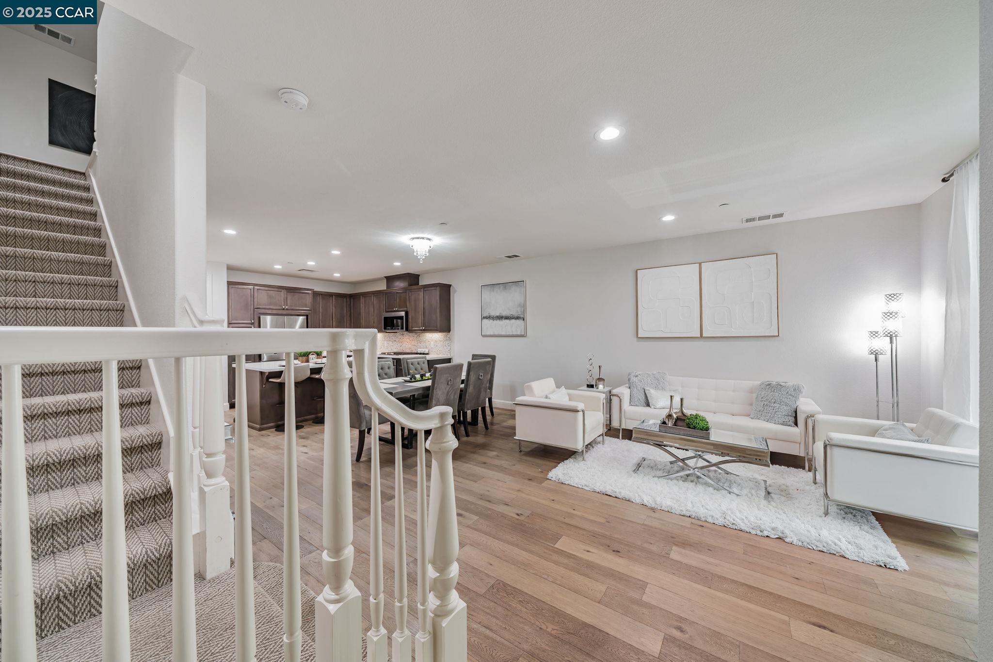 Photo #3: 41099185 Listing 