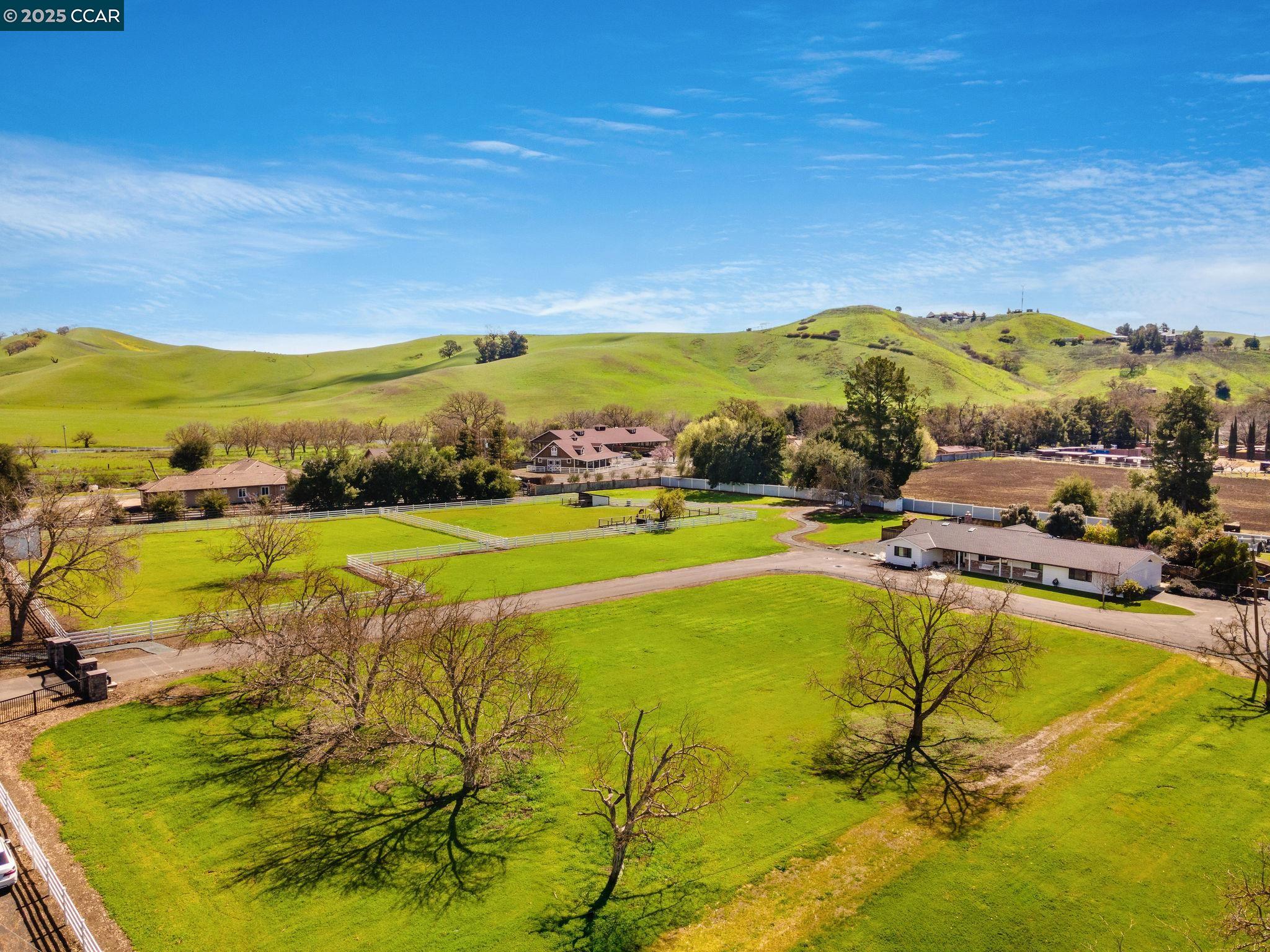Detail Gallery Image 1 of 1 For 5400 Johnston Rd, Danville,  CA 94588 - 3 Beds | 2/1 Baths